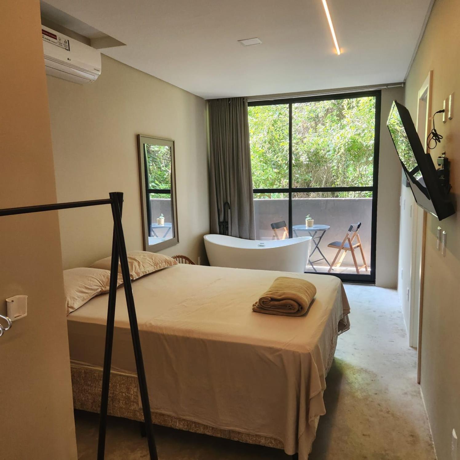 Deluxe Double Room with Bath photo 1