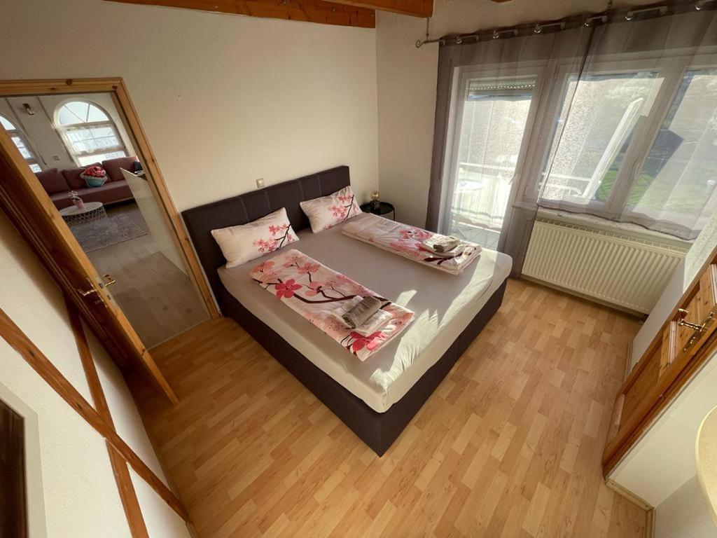 Apartment with Garden View