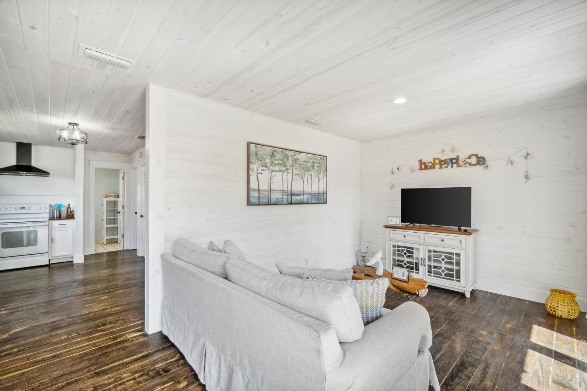 Two-Bedroom House photo 3
