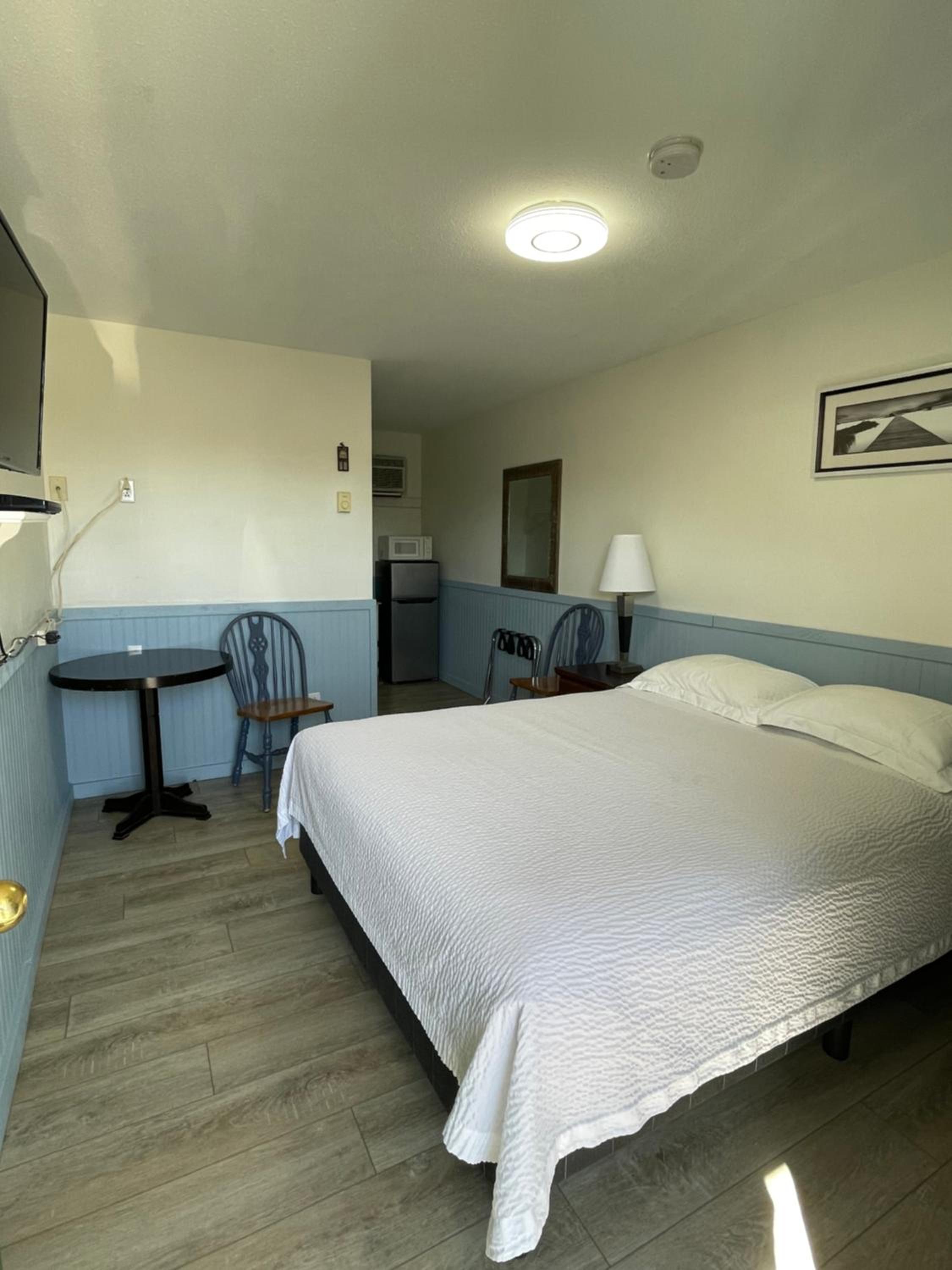 Queen Room photo 3