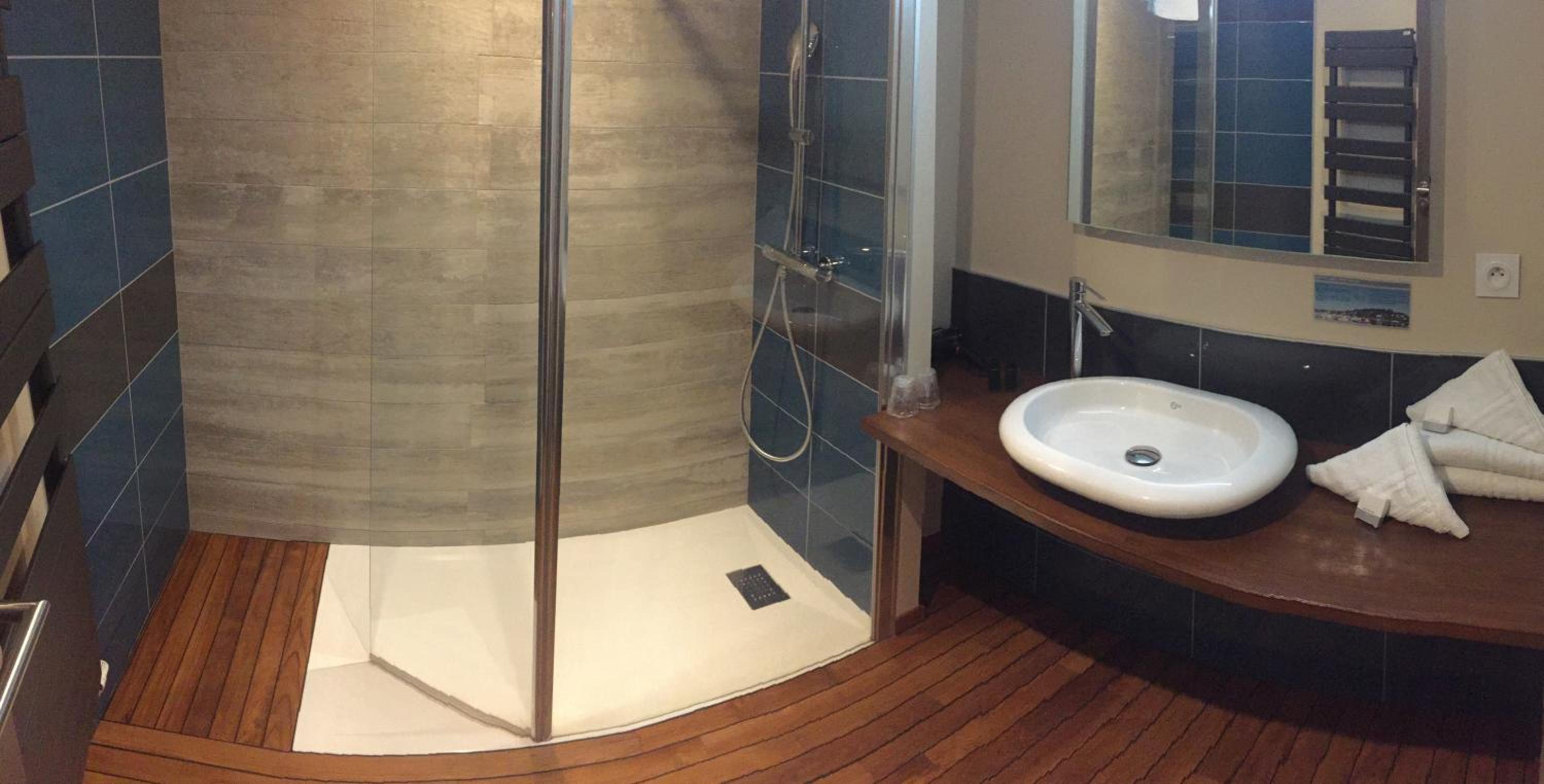 Classic Room with Sea View - Photo 4