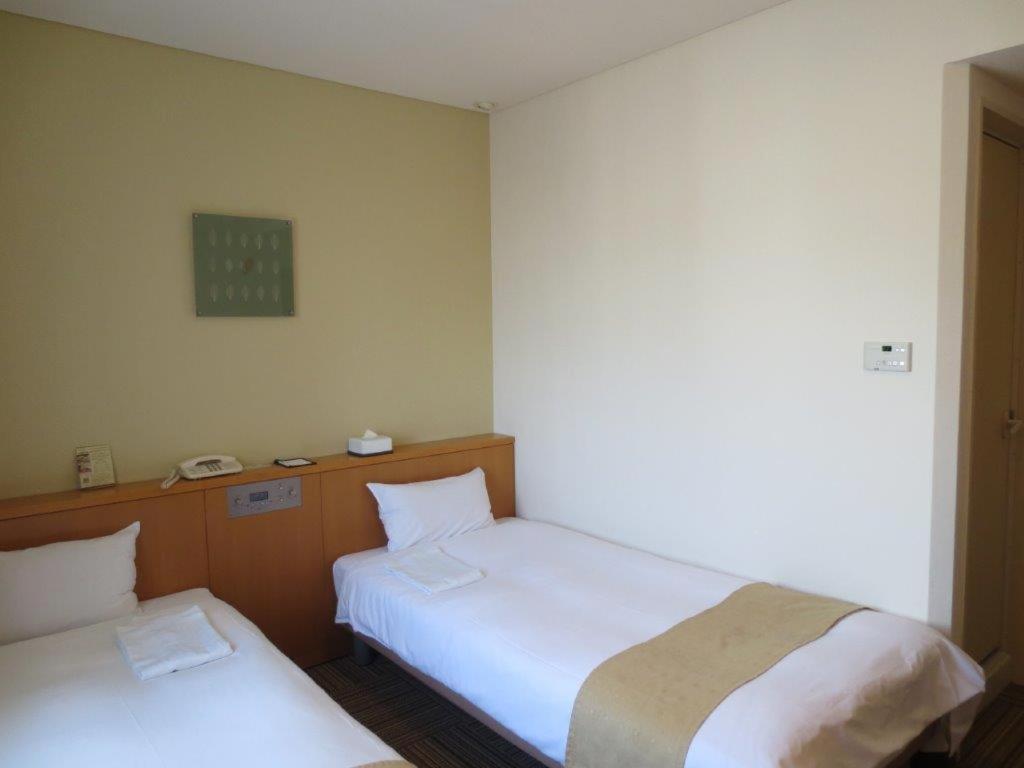 Twin Room B - Non-Smoking