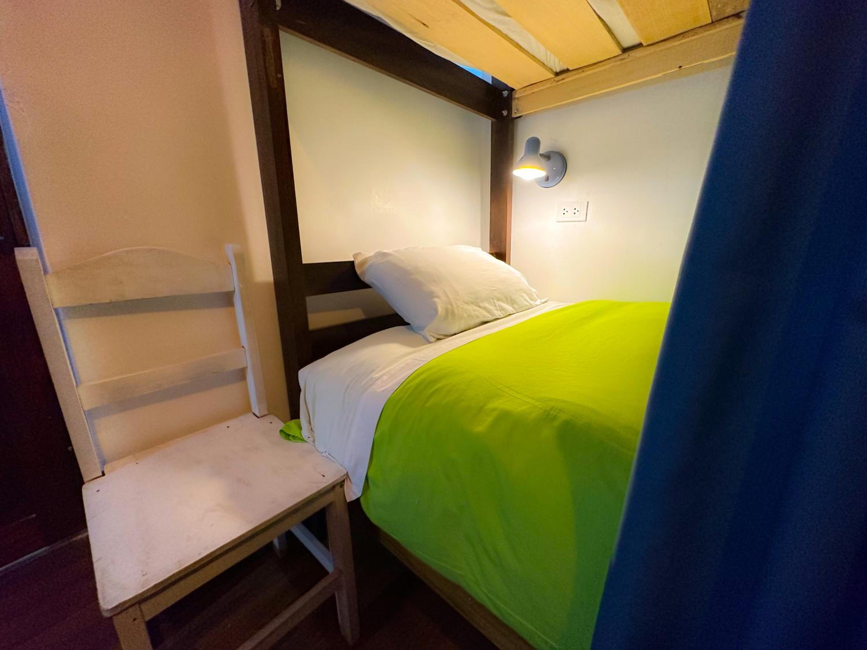 Bed in 10-Bed Mixed Dormitory Room photo 2