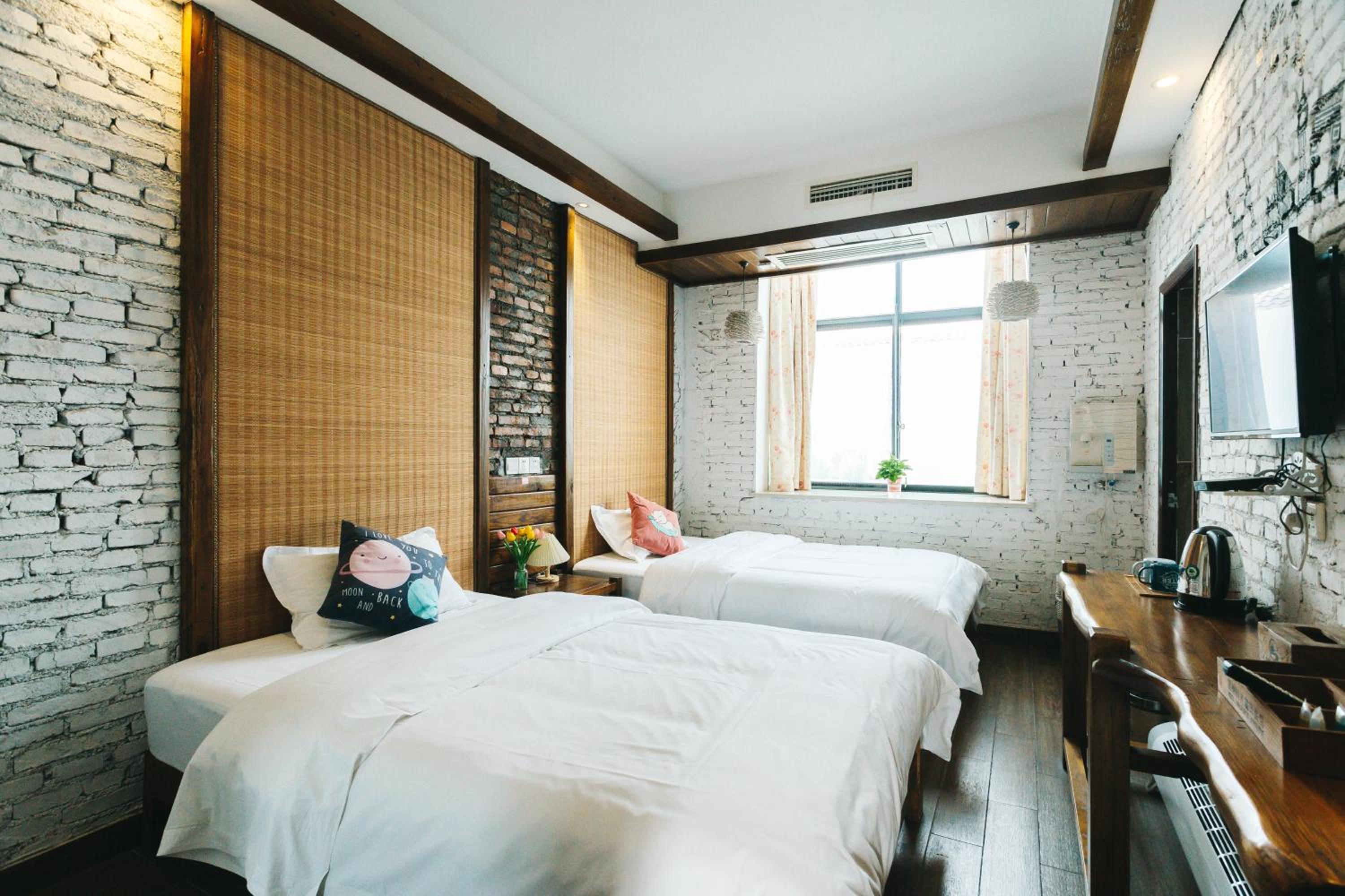 Deluxe Twin Room photo 1