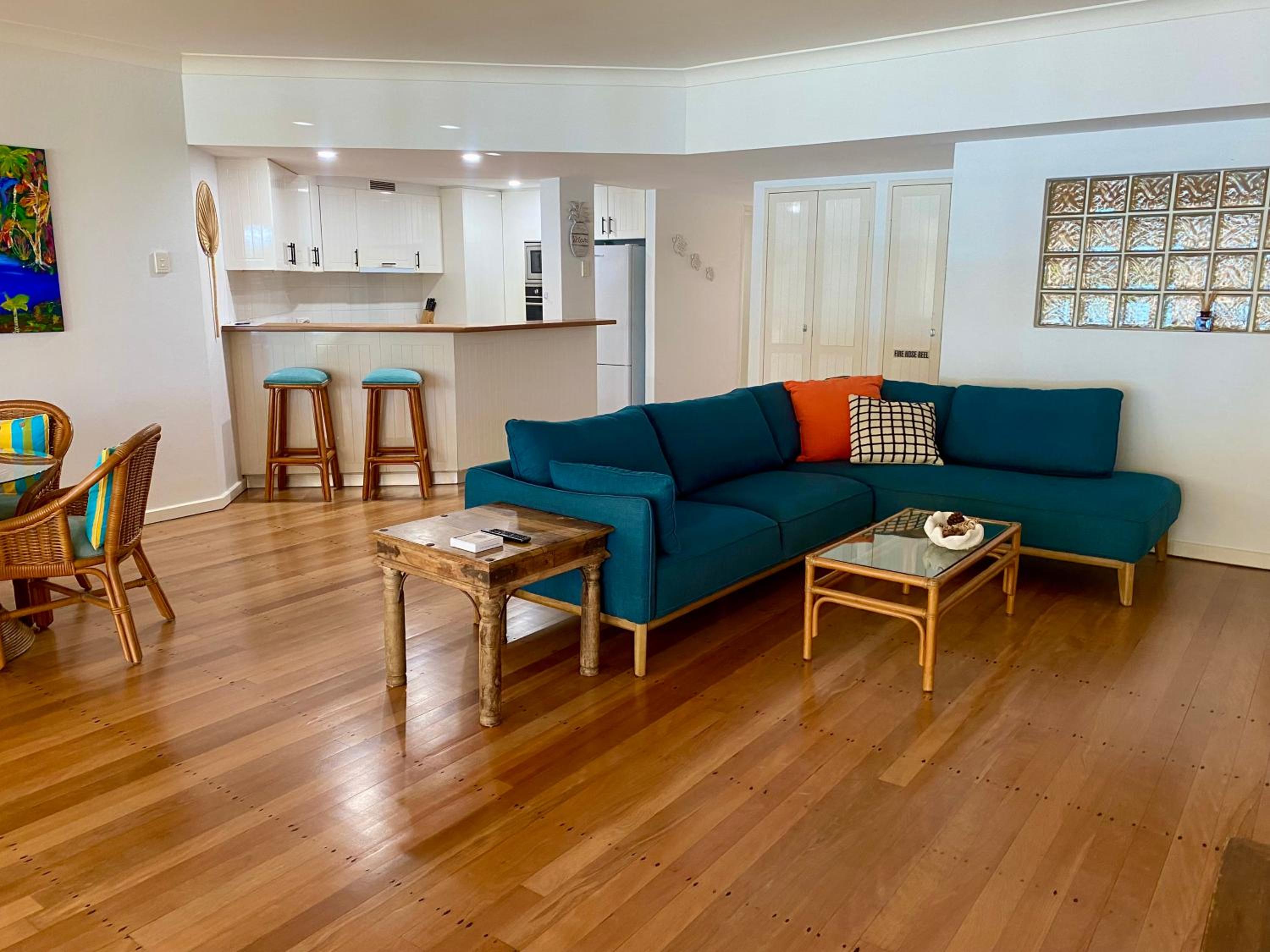 One-Bedroom Apartment with Beach View - Photo 2