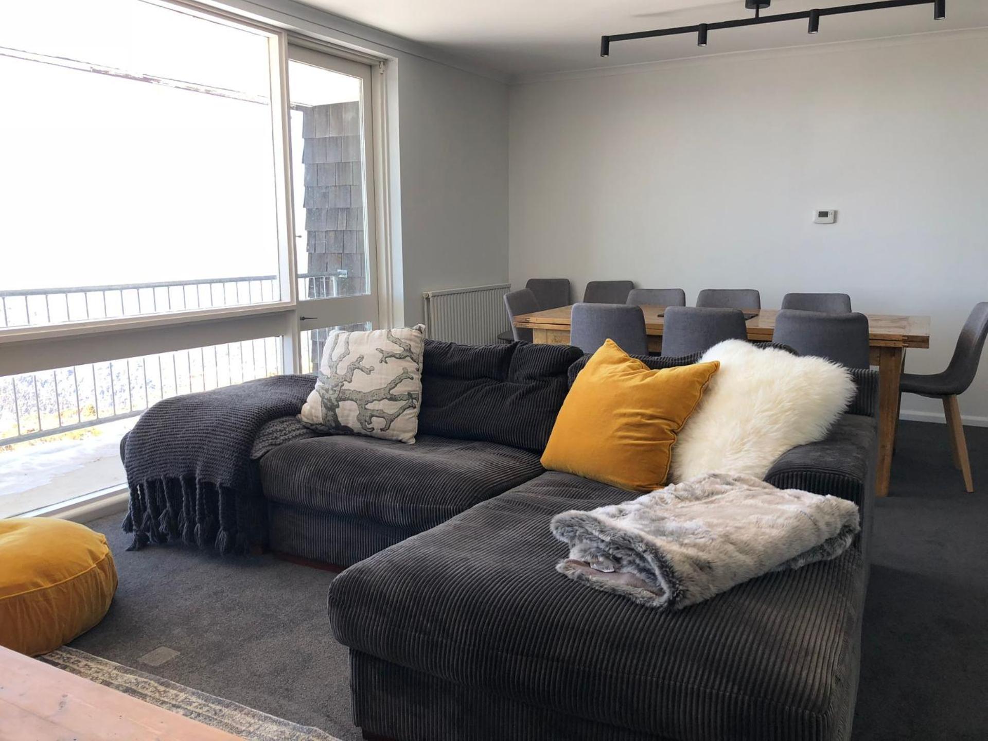Three-Bedroom Apartment photo 1