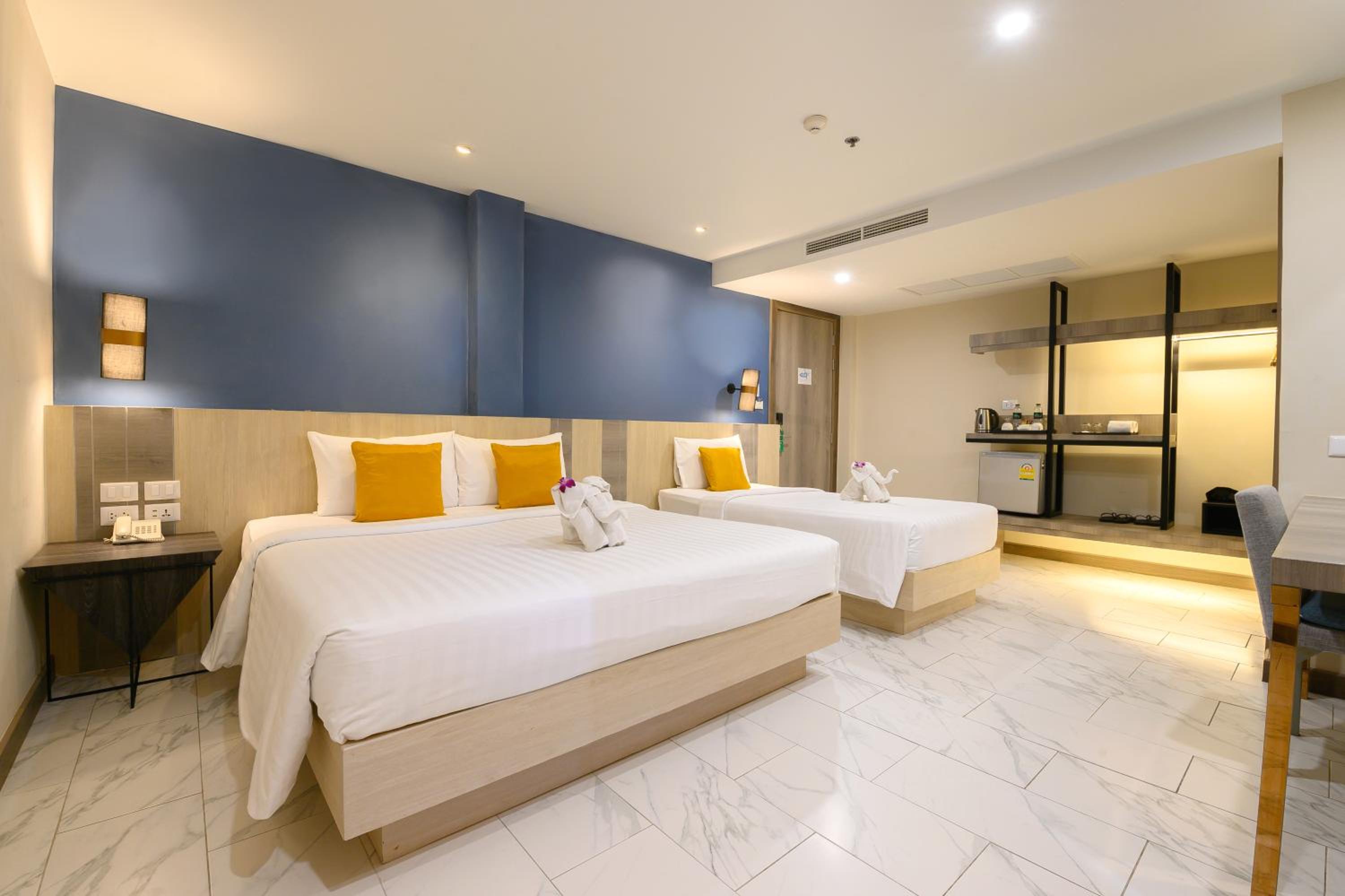 Triple Room - Photo 9