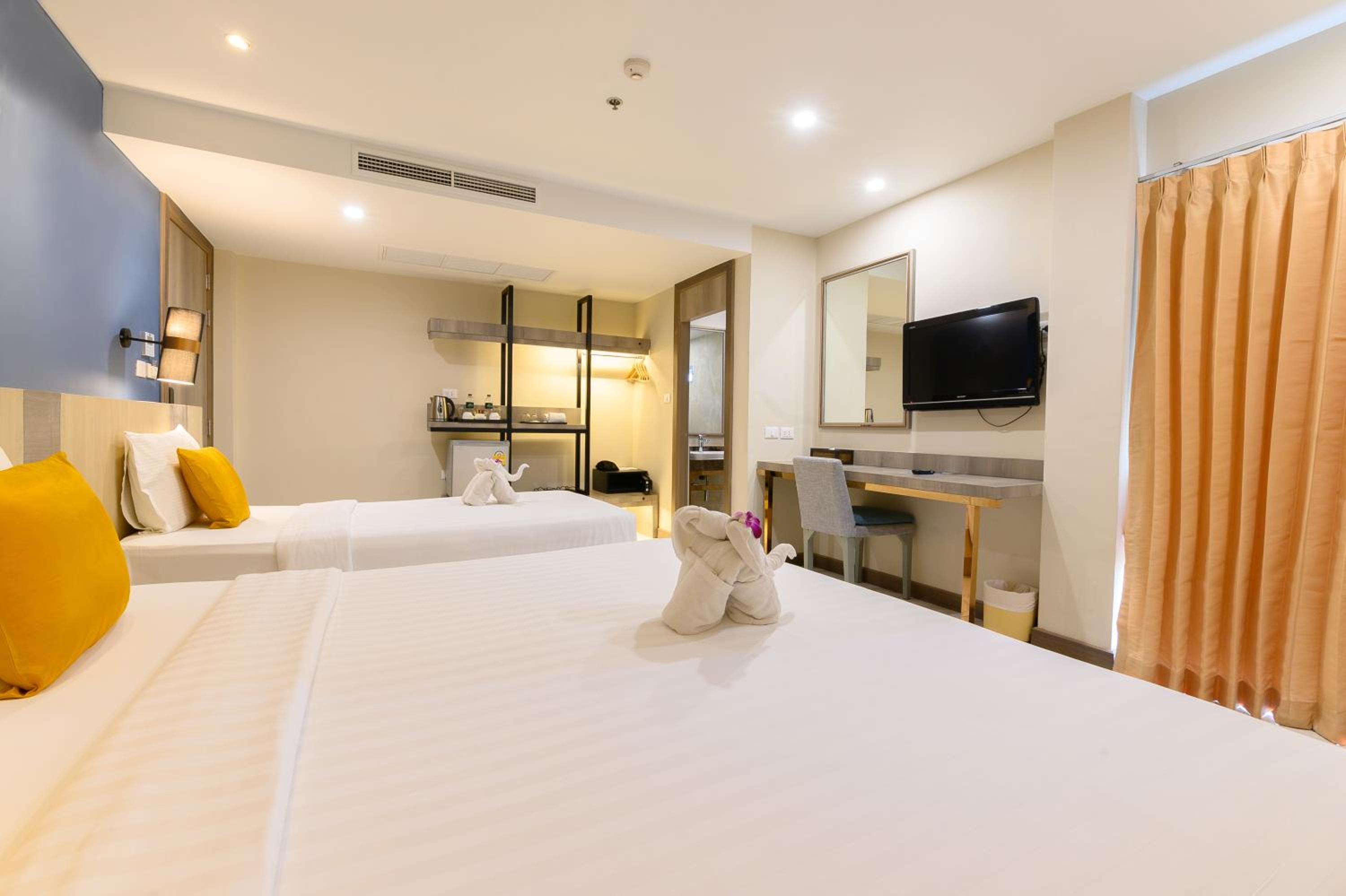 Triple Room - Photo 11