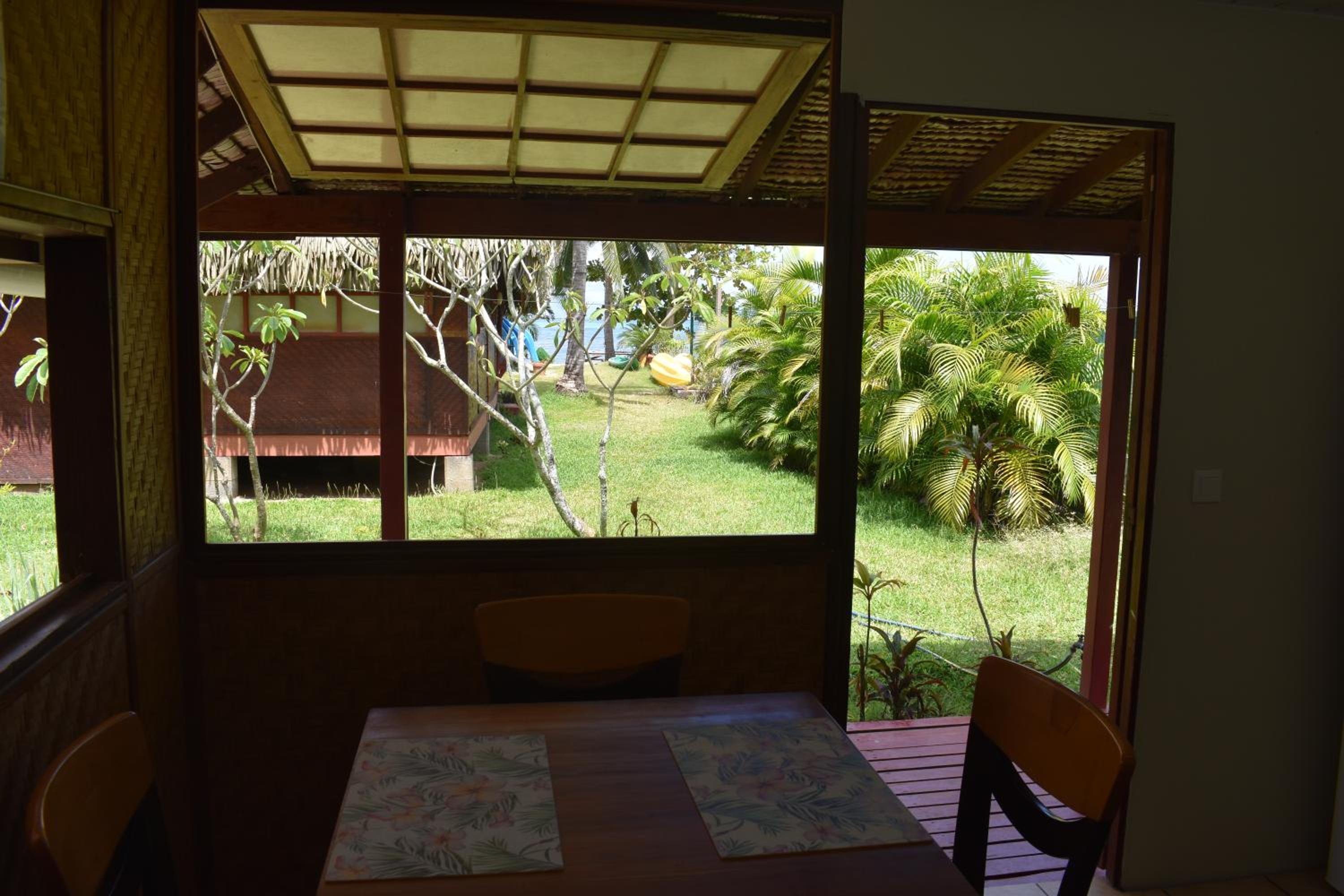 Two-Bedroom Bungalow with Garden View - Uru photo 2