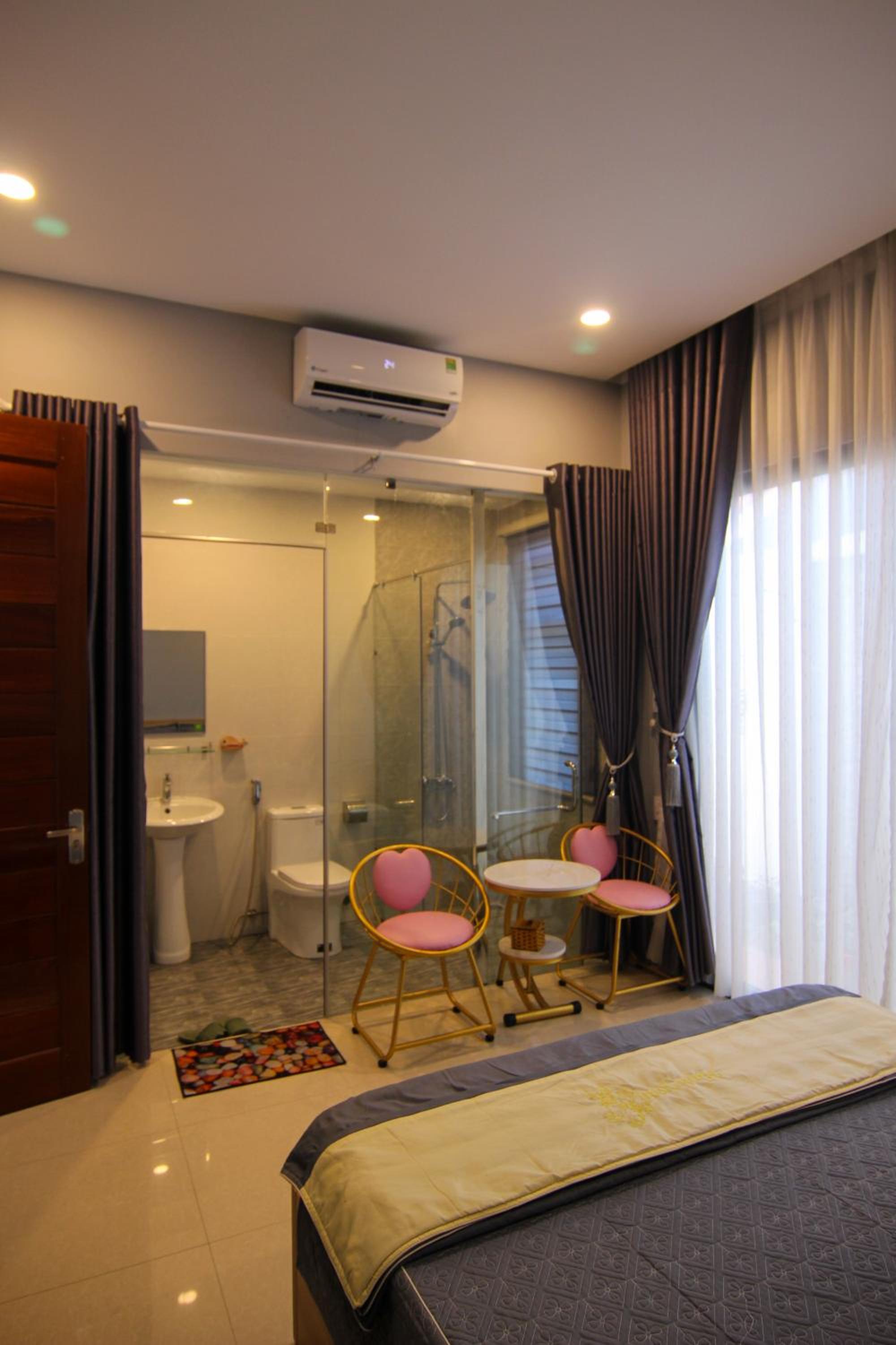 Double Room with Balcony - Photo 20