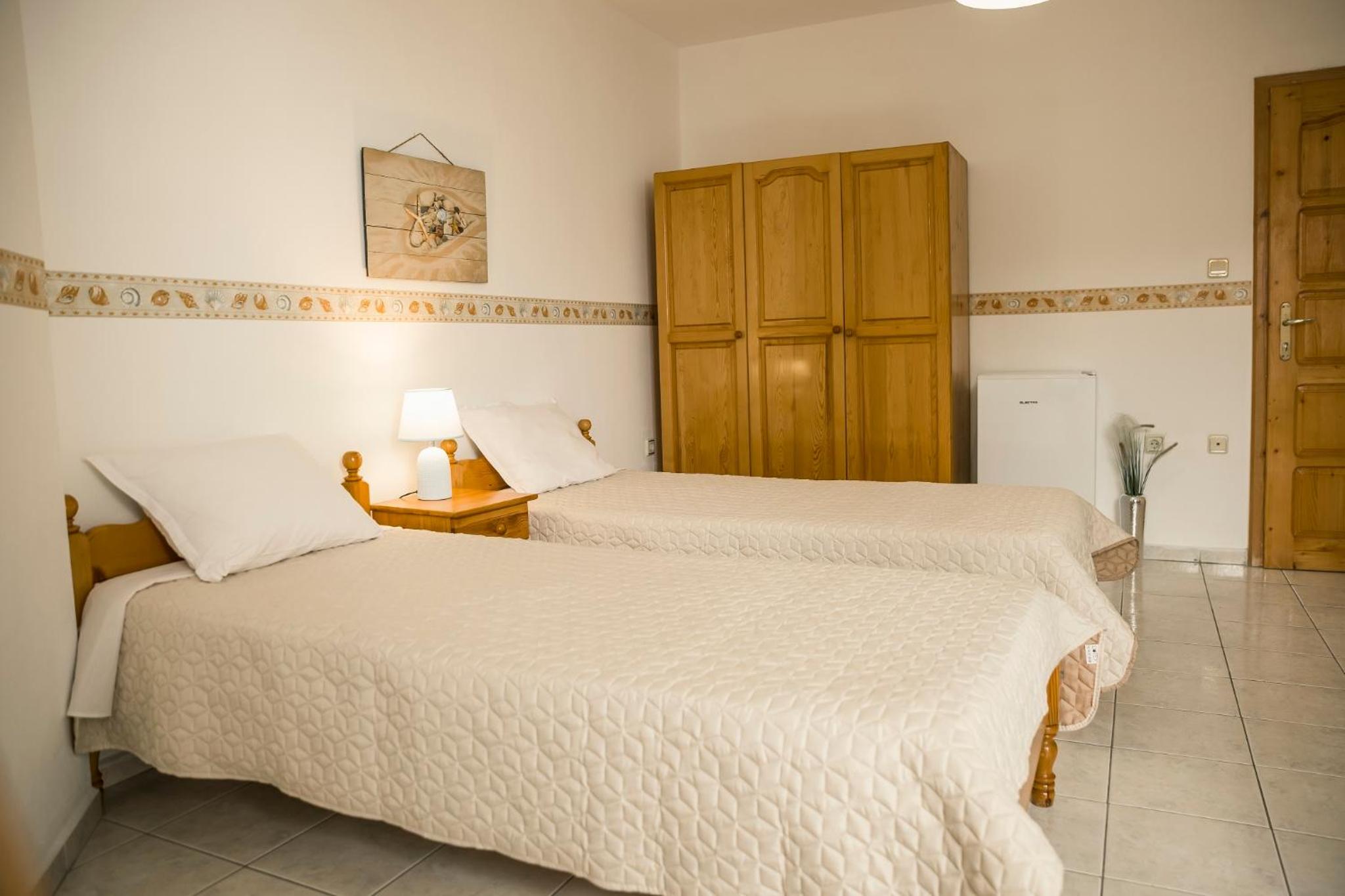 Twin Room with Sea View photo 1