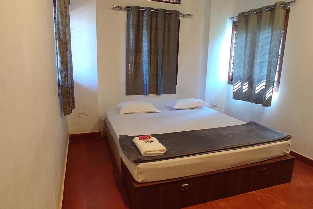 Two-Bedroom House photo 1