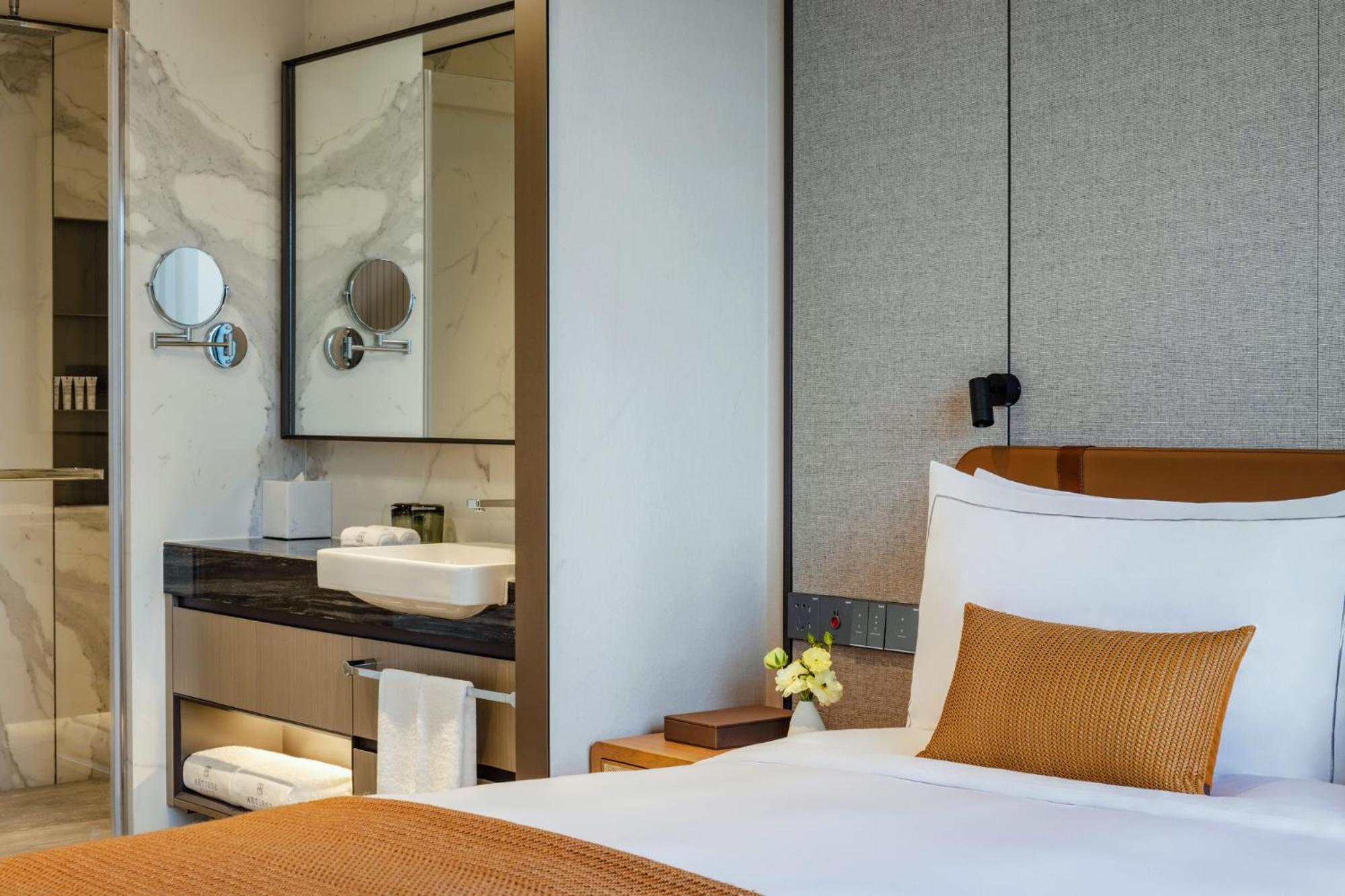 Suite with Mountain View (Include Single Breakfast) photo 3