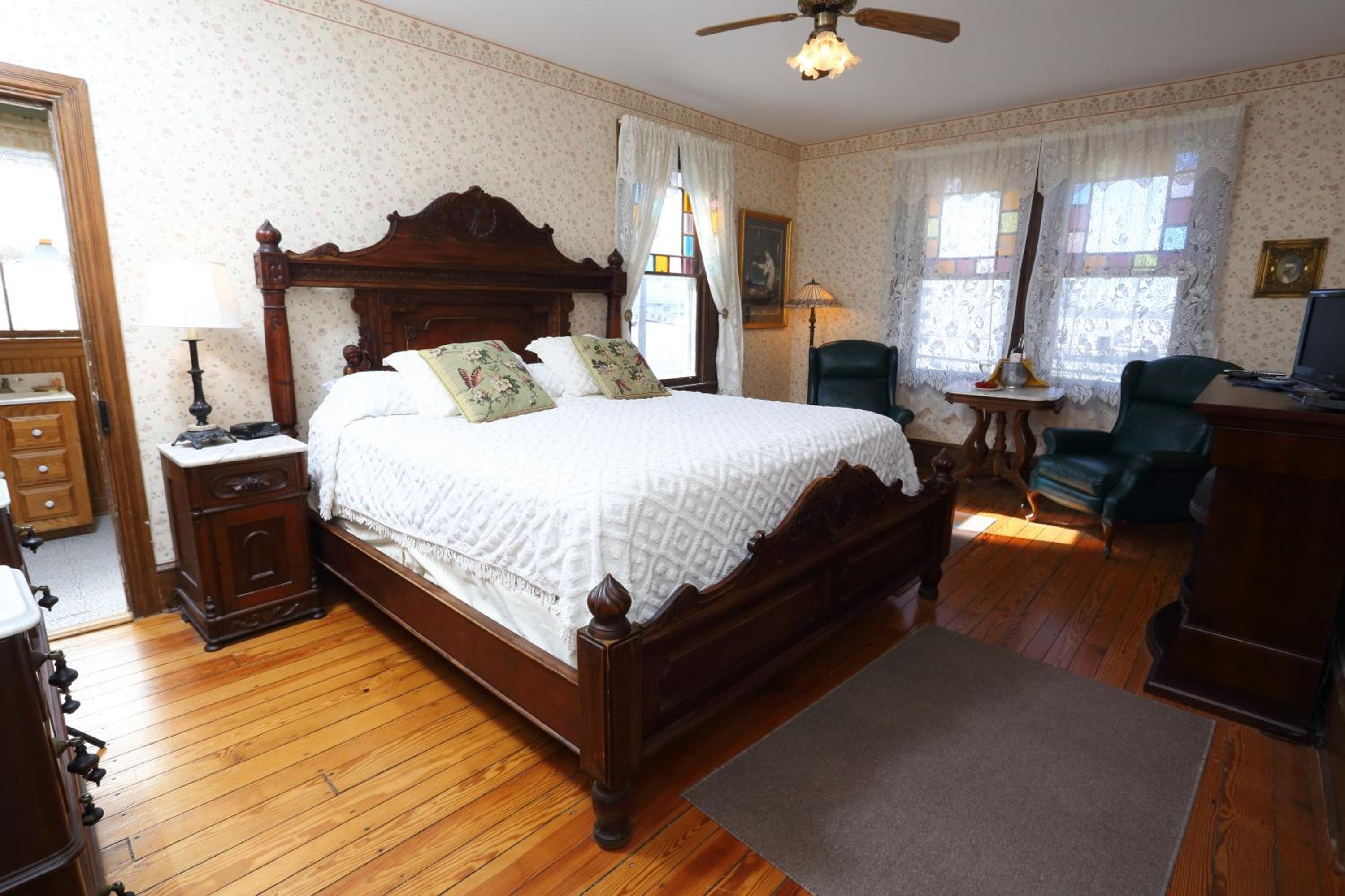 King Suite with Ocean View photo 1