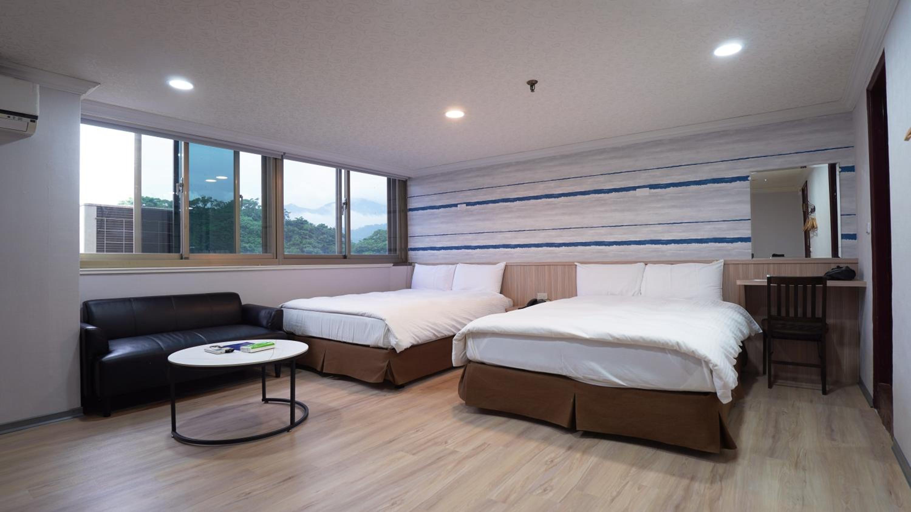 Comfort Quadruple Room photo 1