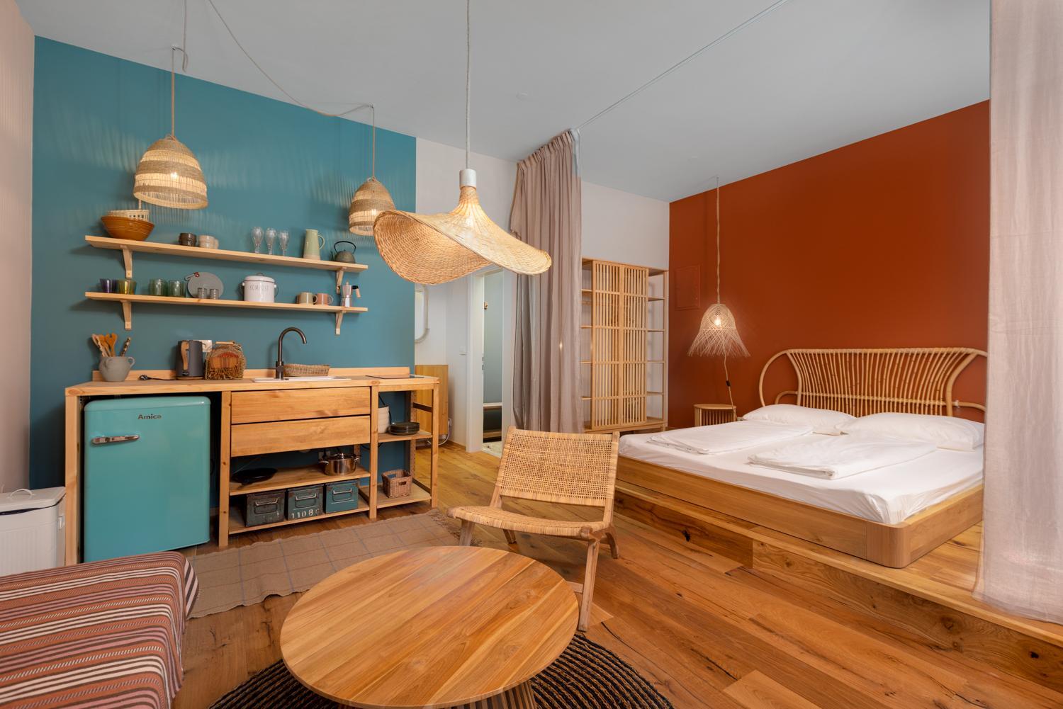 Apartment - Ground Floor - Photo 2