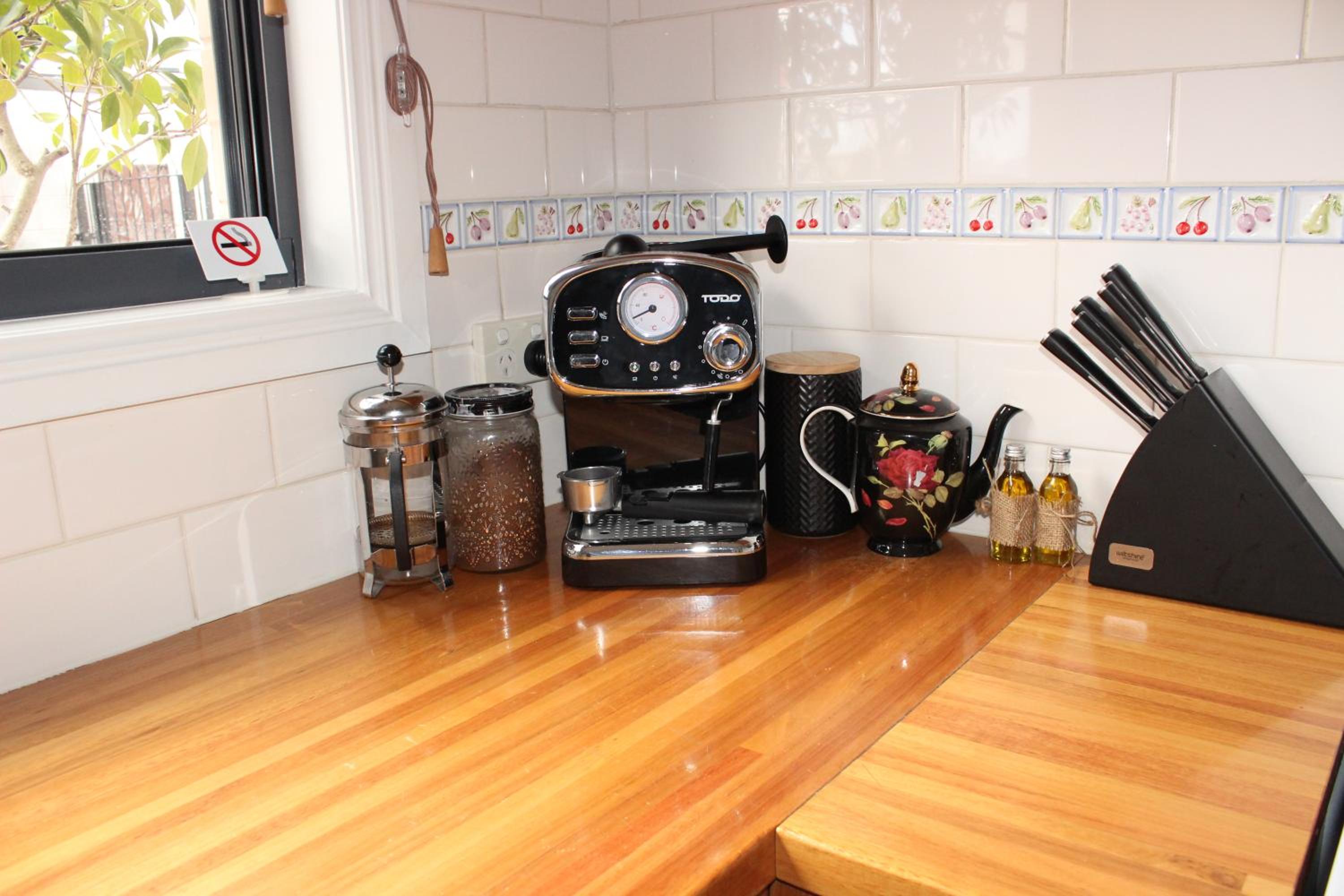One-Bedroom Apartment - Photo 9