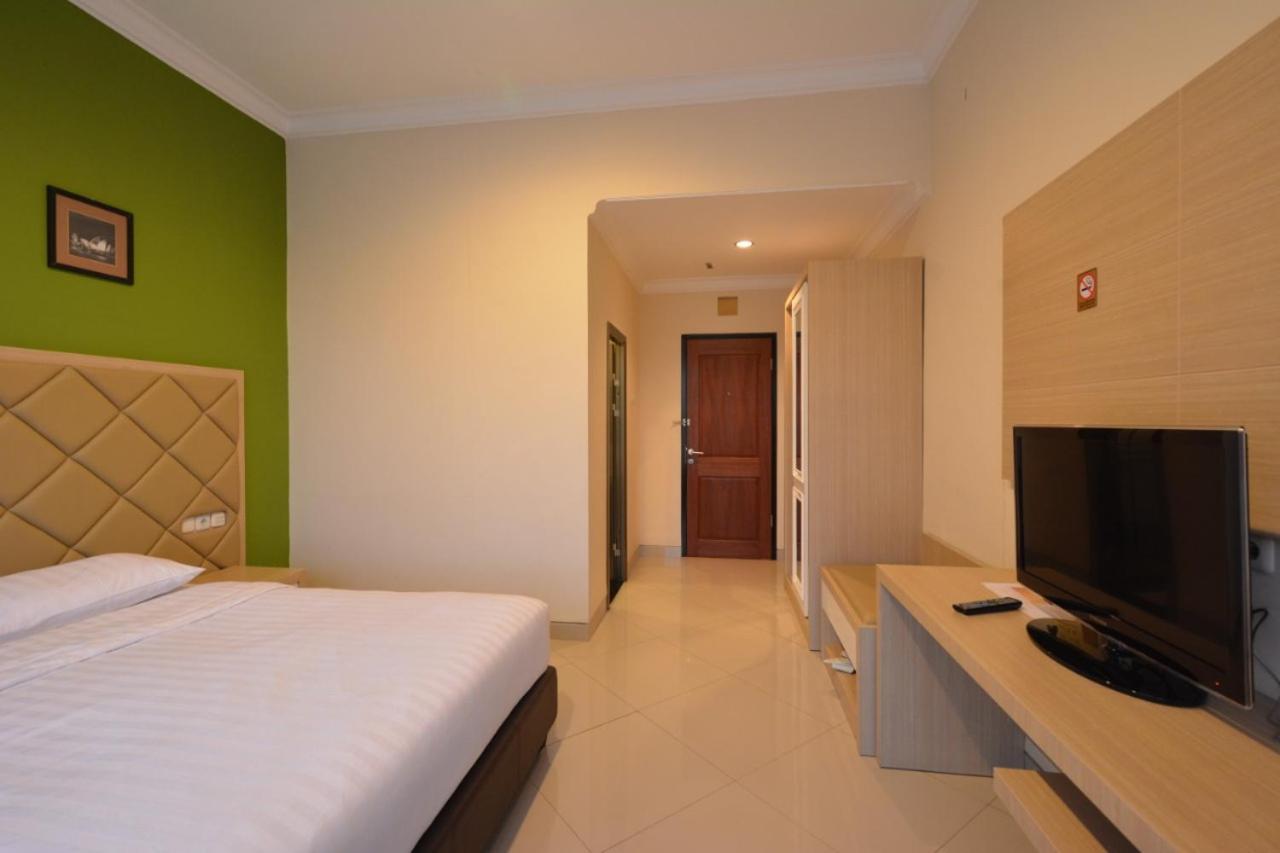 Standard Double or Twin Room photo 3