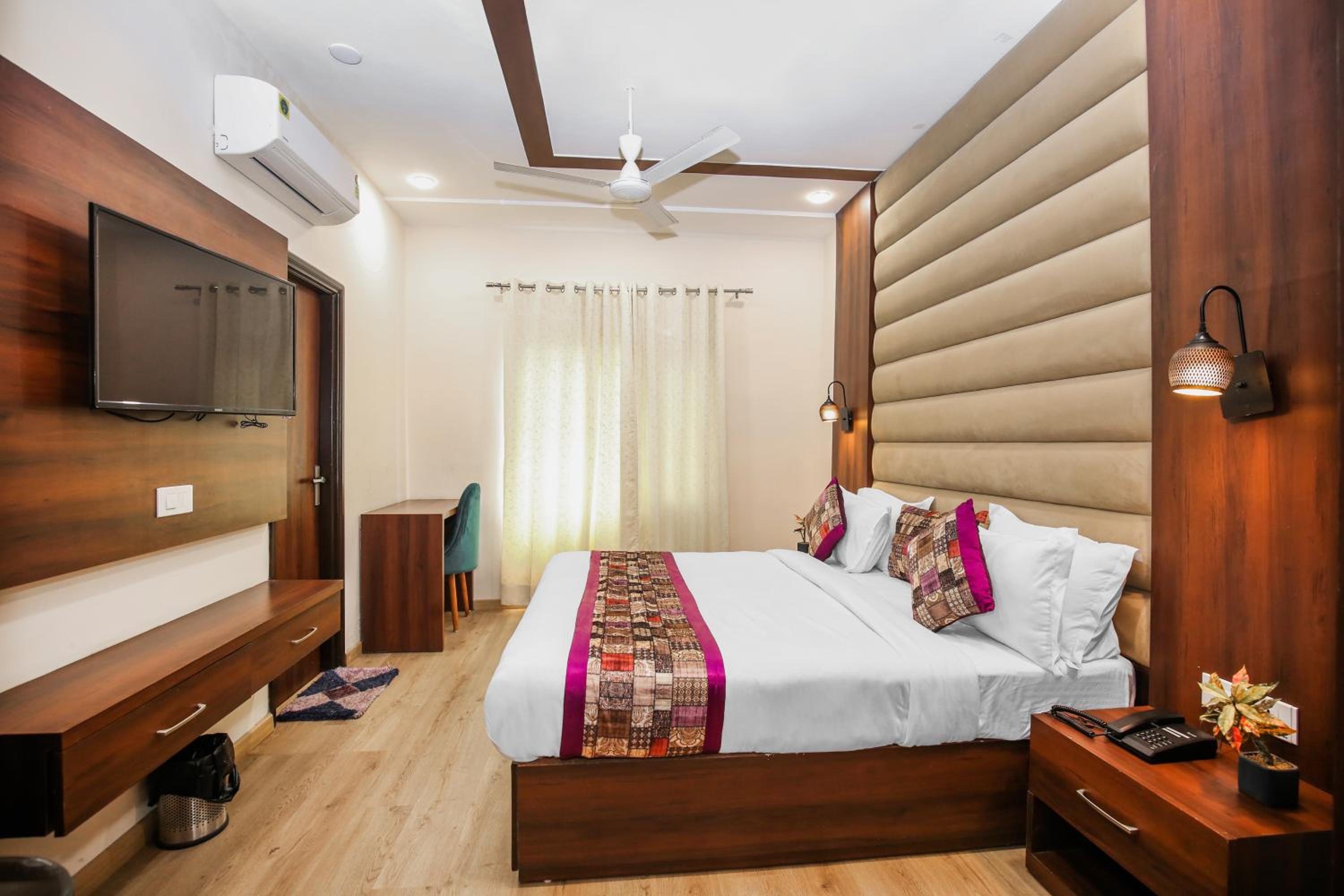 Executive Suite