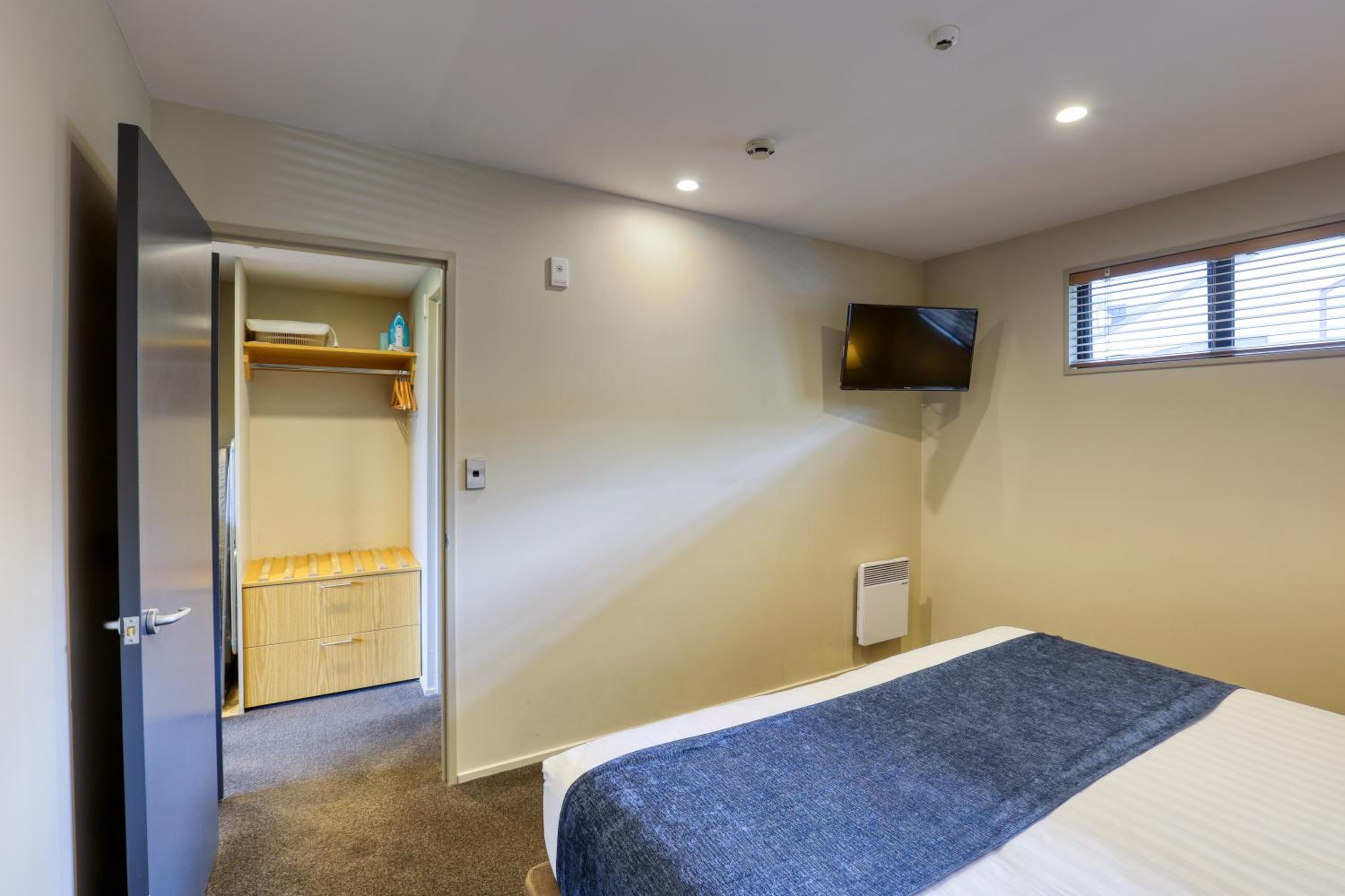 One-Bedroom Apartment with Balcony - Photo 10