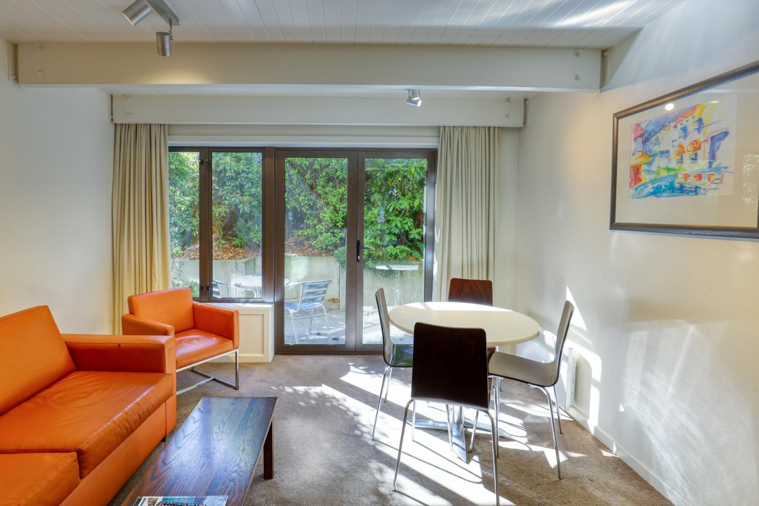 Two-Bedroom Apartment with Courtyard - Photo 1