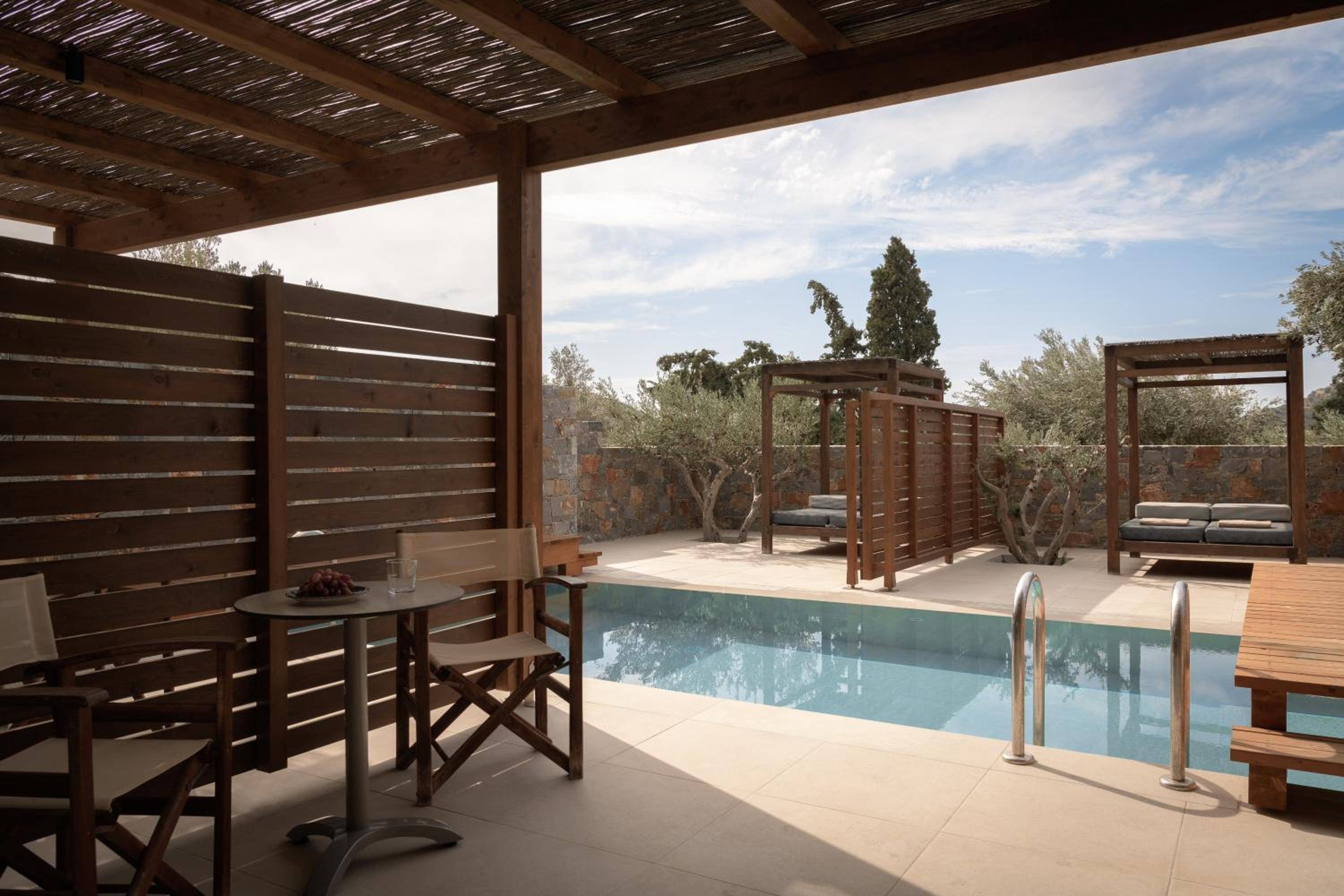 Junior Suite Swim up Mountain & Garden view (min. Age 8 Years Old) thumbnail 6