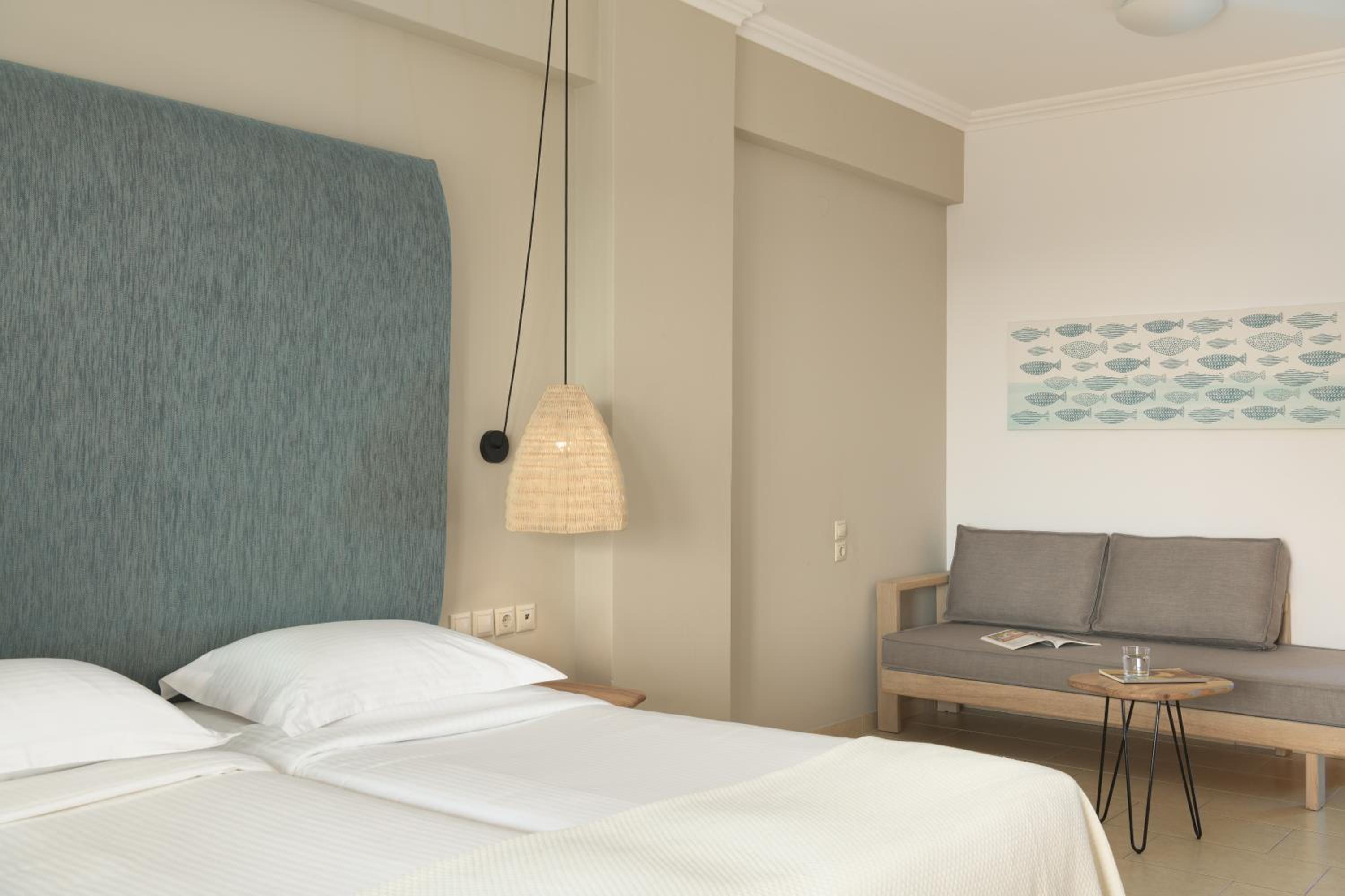 Junior Suite Swim up Mountain & Garden view (min. Age 8 Years Old)