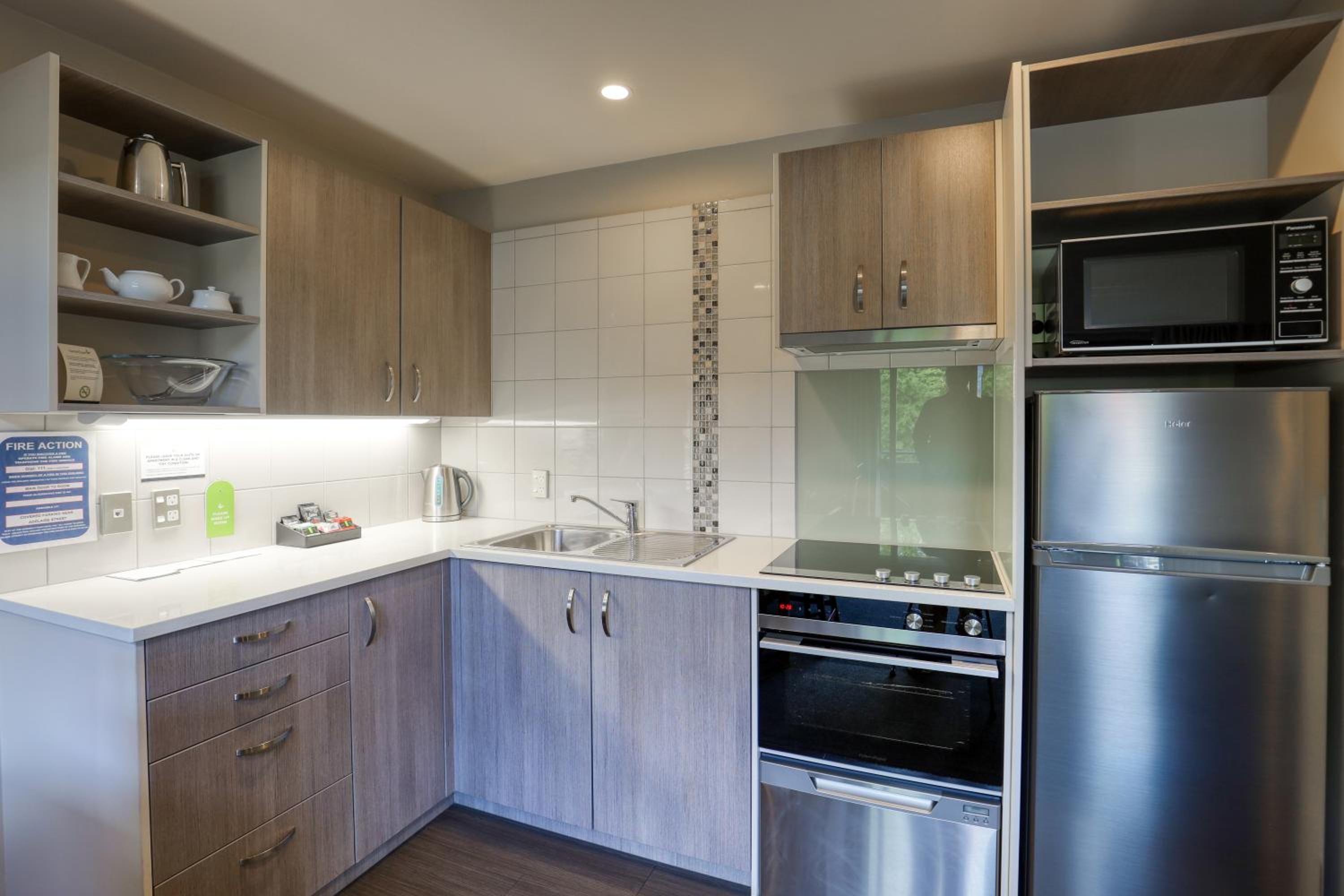 Two-Bedroom Apartment with Balcony - Photo 15