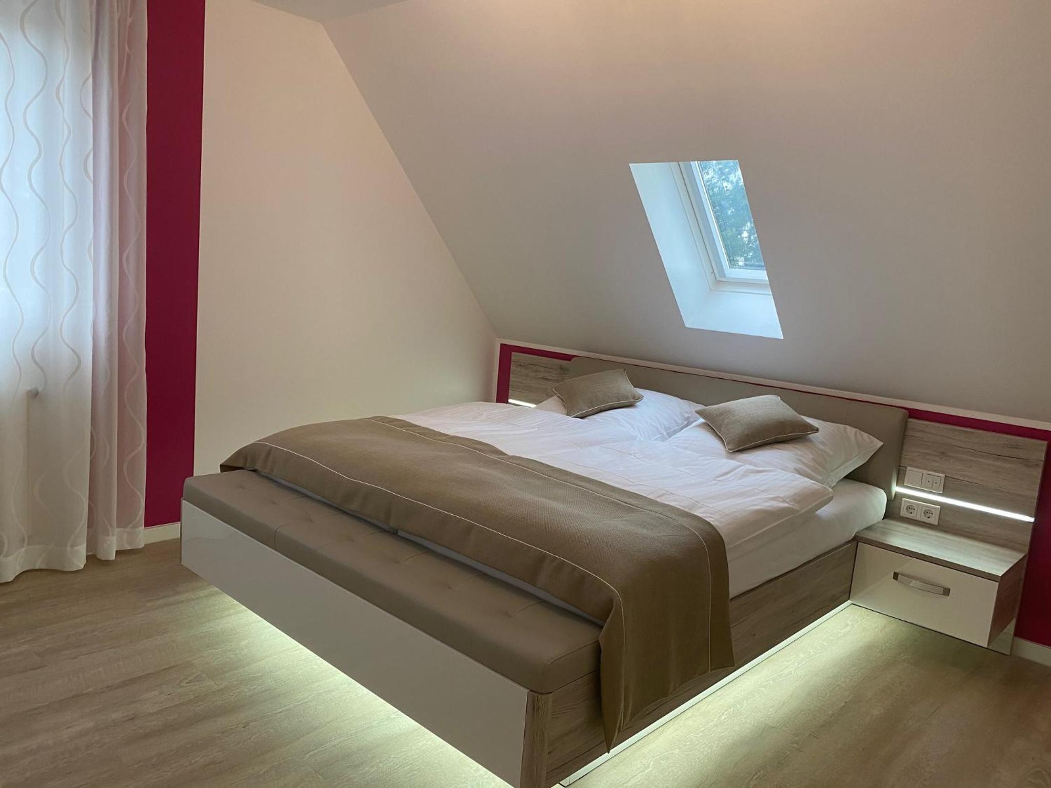 One-Bedroom Apartment - Photo 26