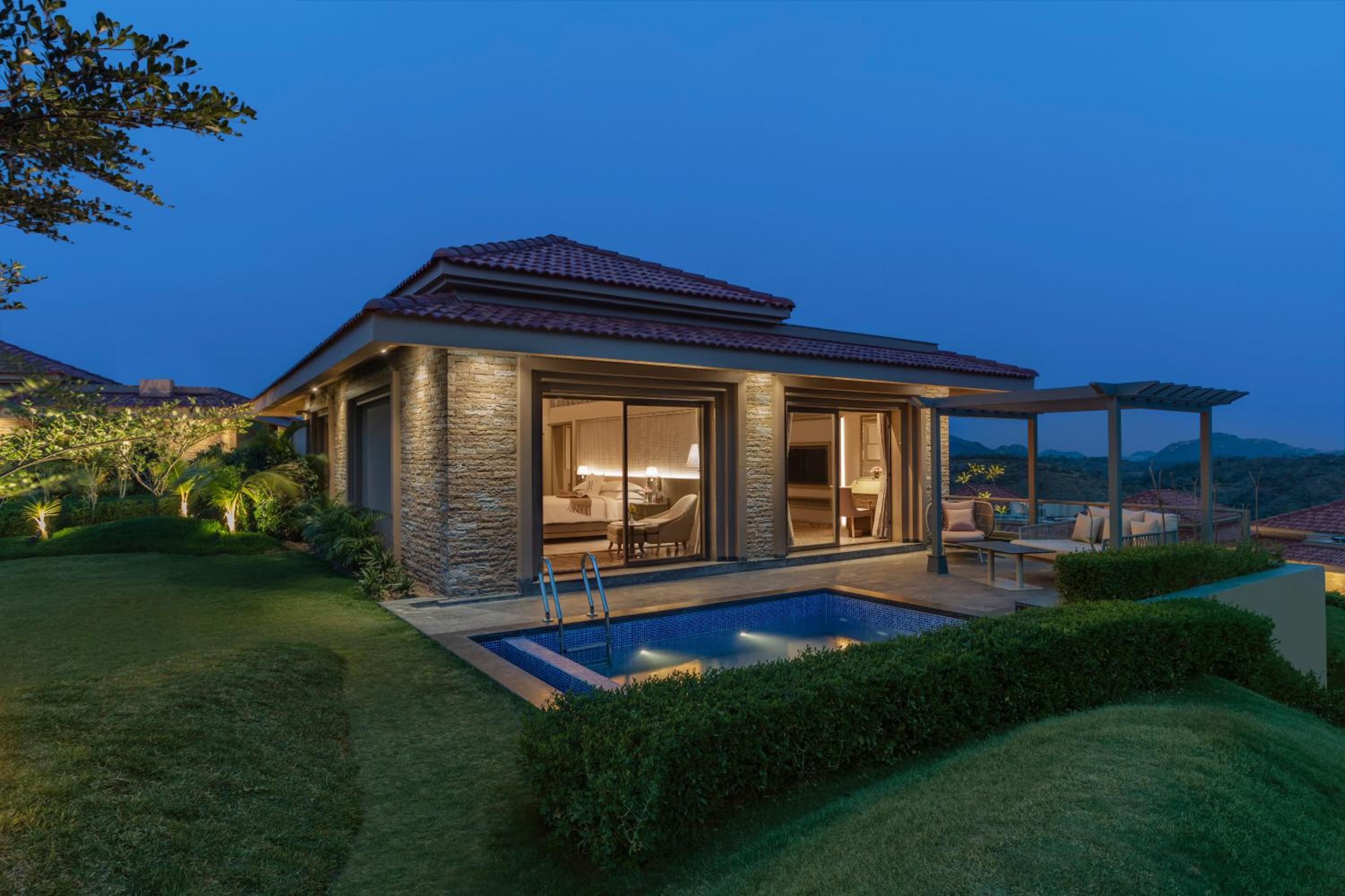 Aravali Suite - Photo 3