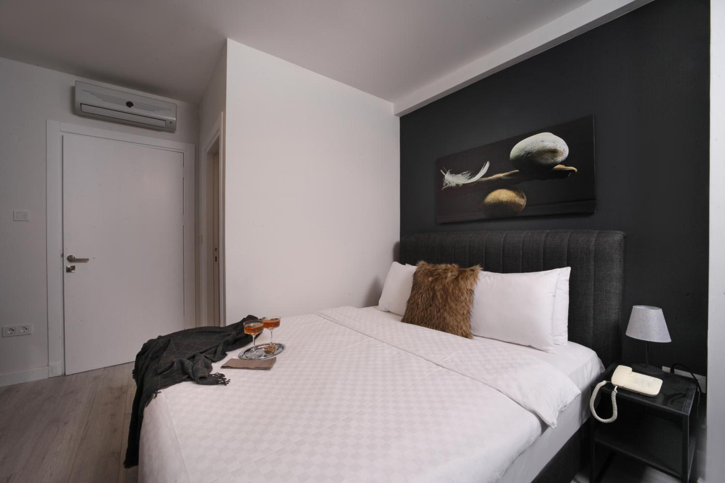 Standard Double Room photo 3