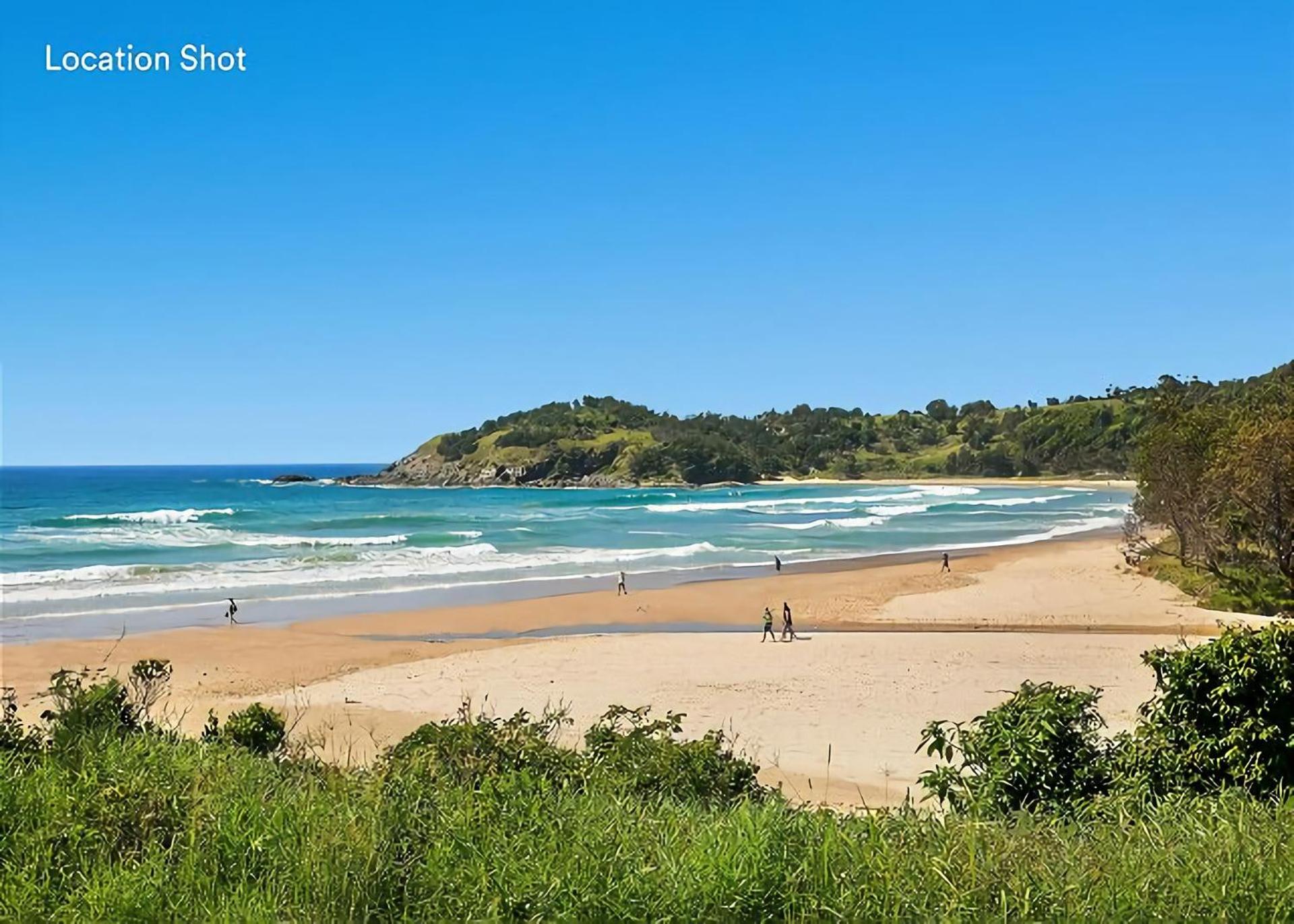 Three-Bedroom Apartment photo 3