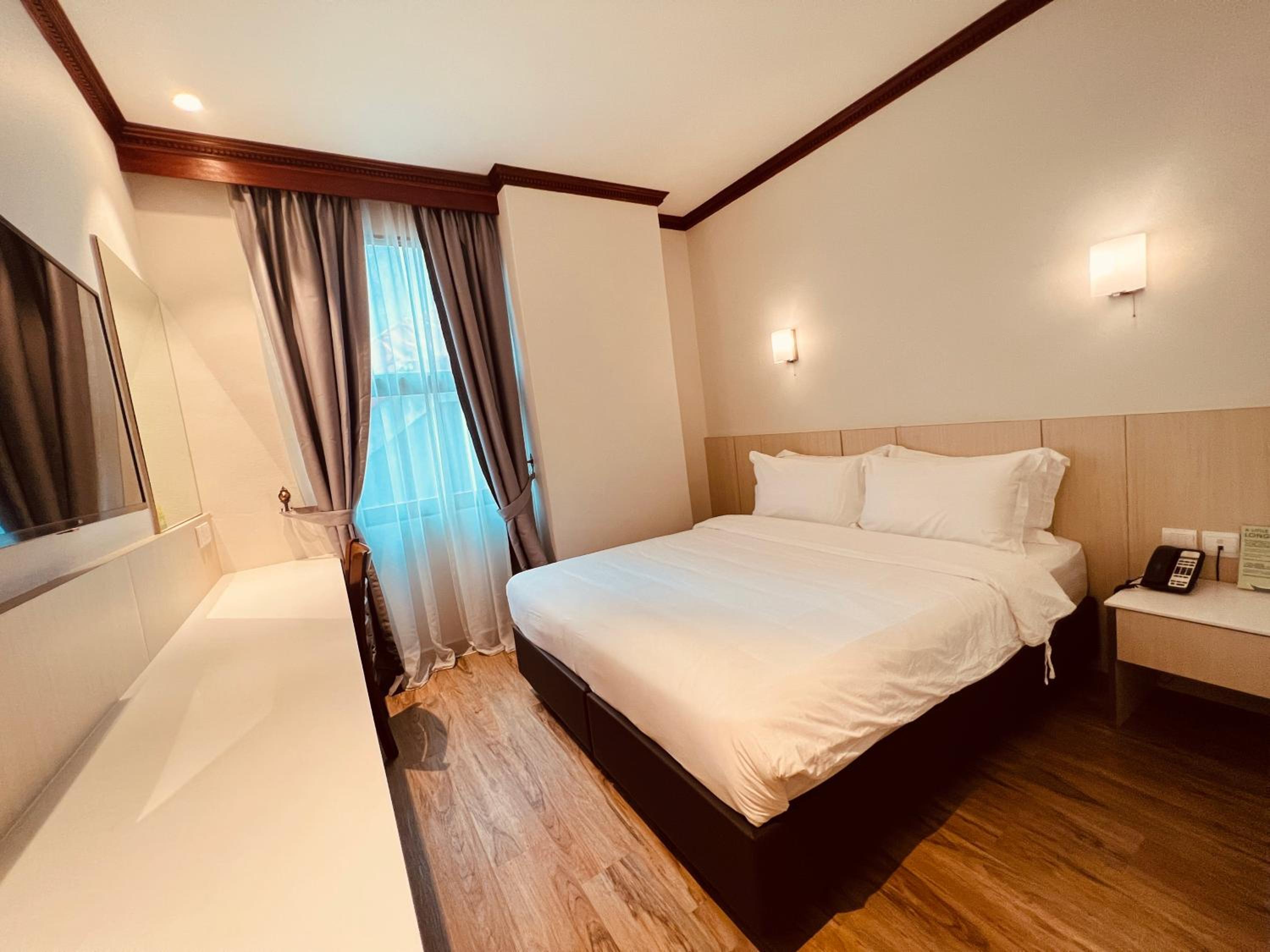 Superior Double or Twin Room photo 3