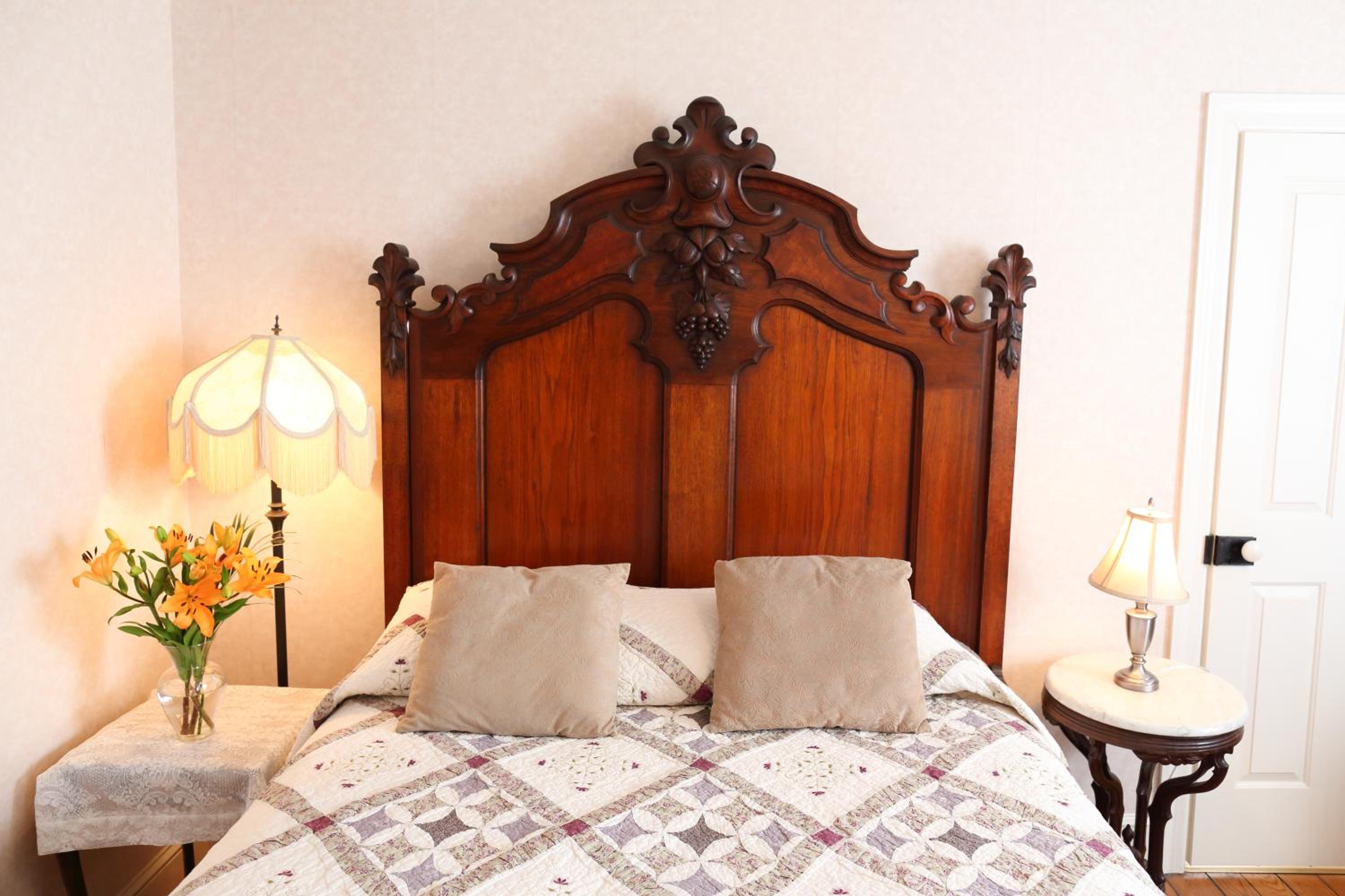 Premier Queen Room photo 3