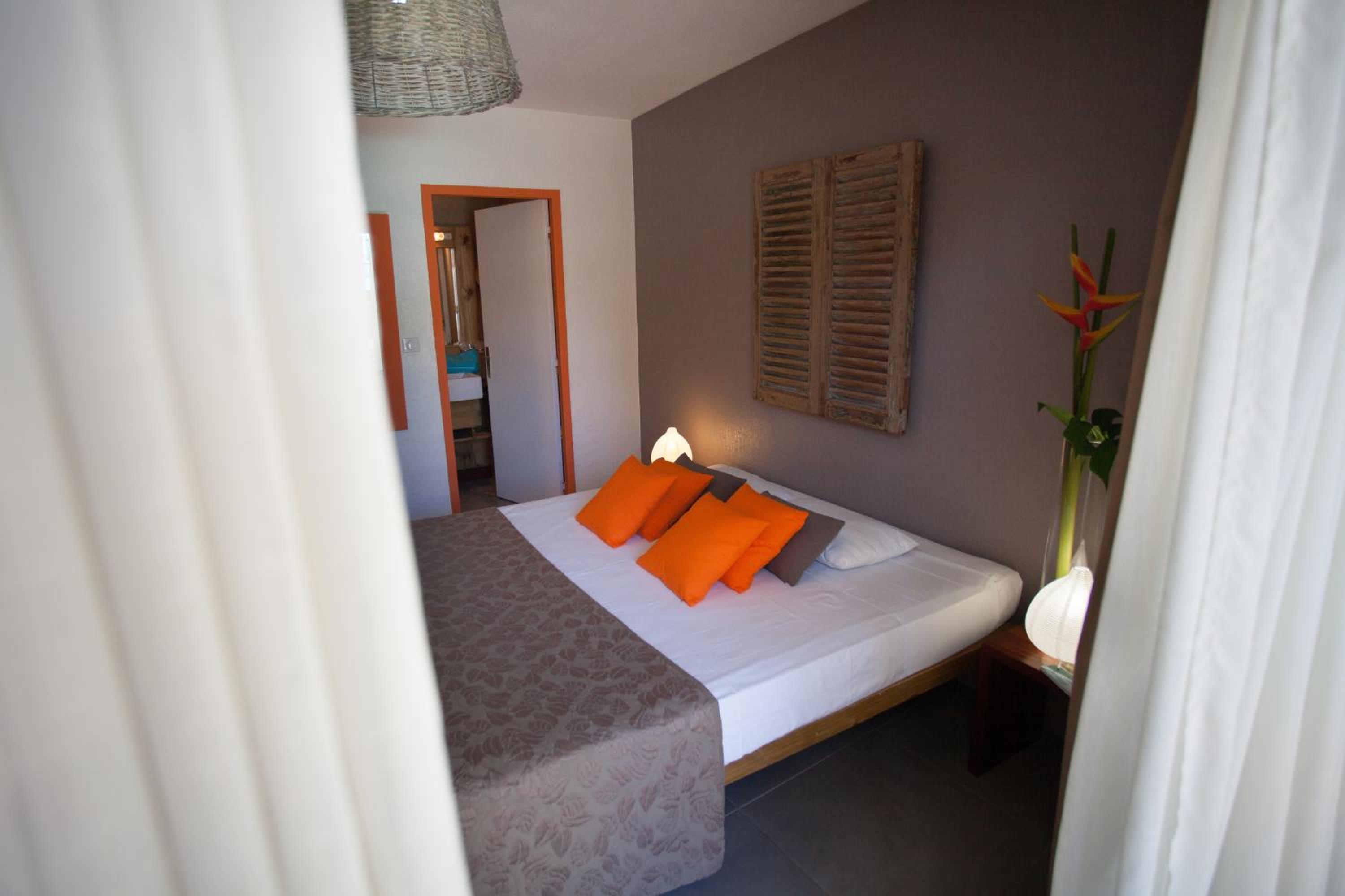 Double Room with Pool View