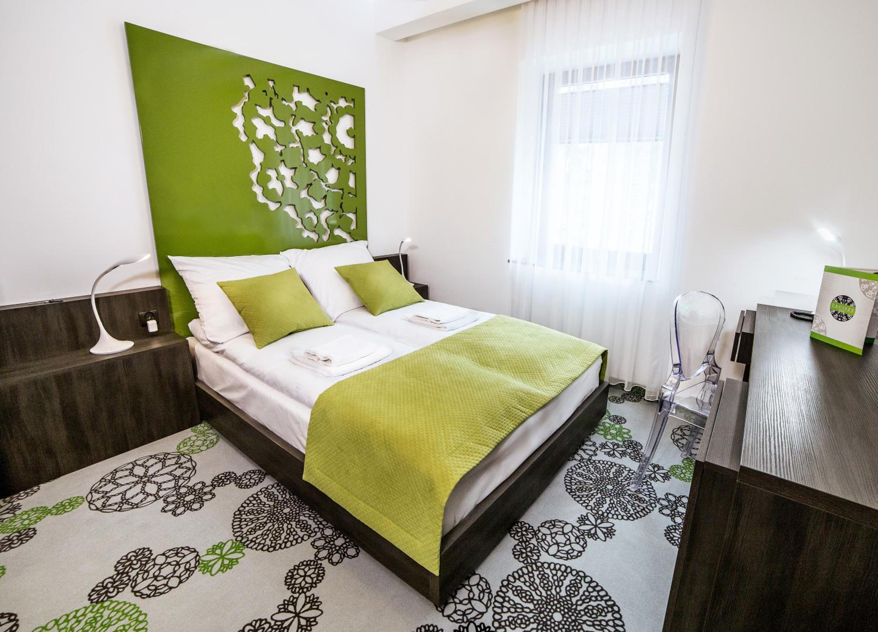 Standard Double Room - Photo 1