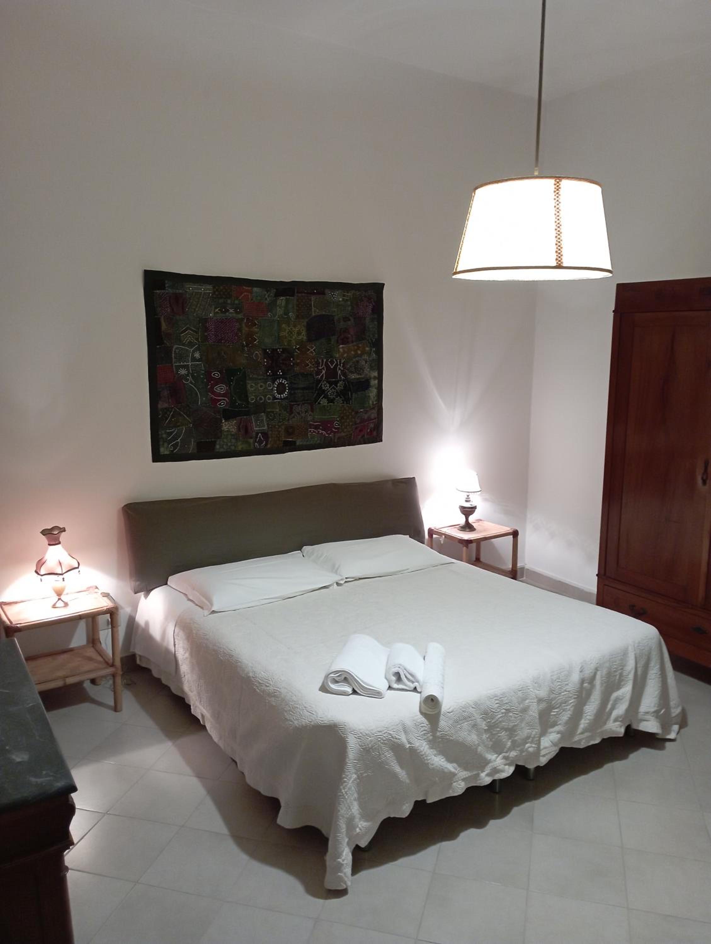 Double Room with Private External Bathroom photo 1