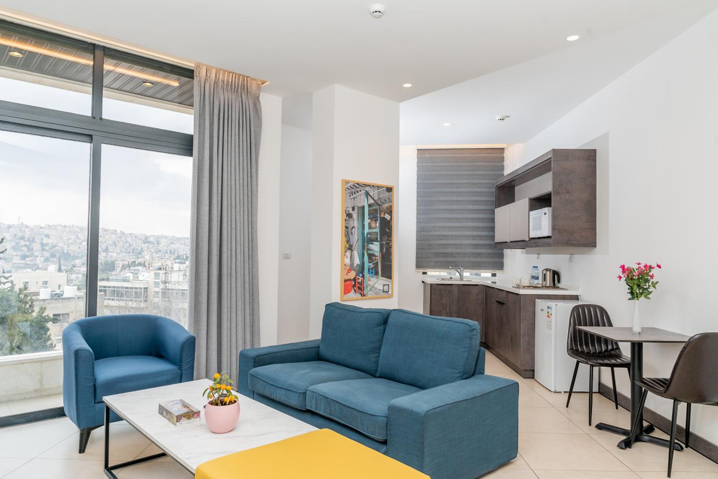 Suite with Balcony photo 1