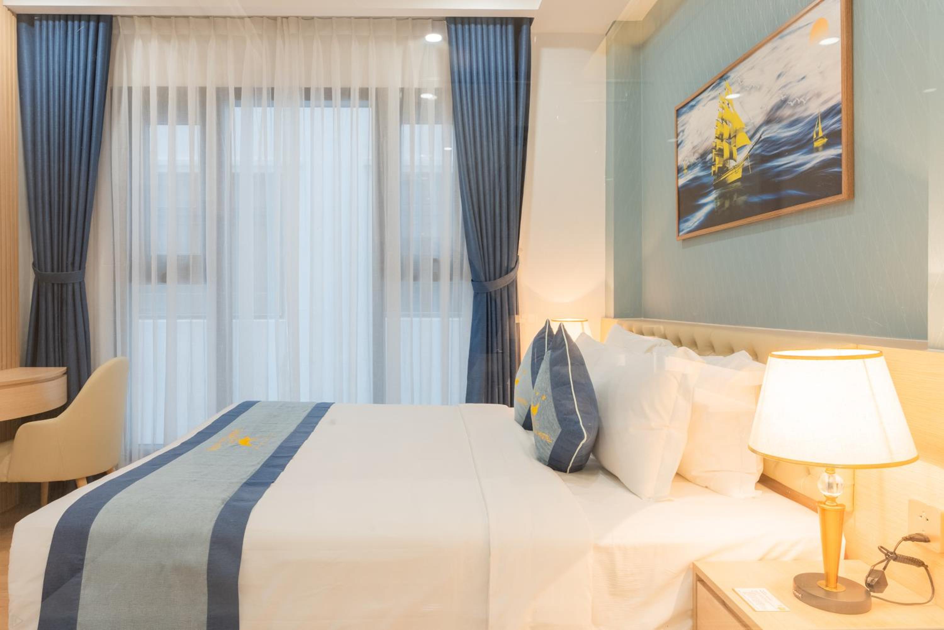 Seaside Gathering Family Suite - Photo 8
