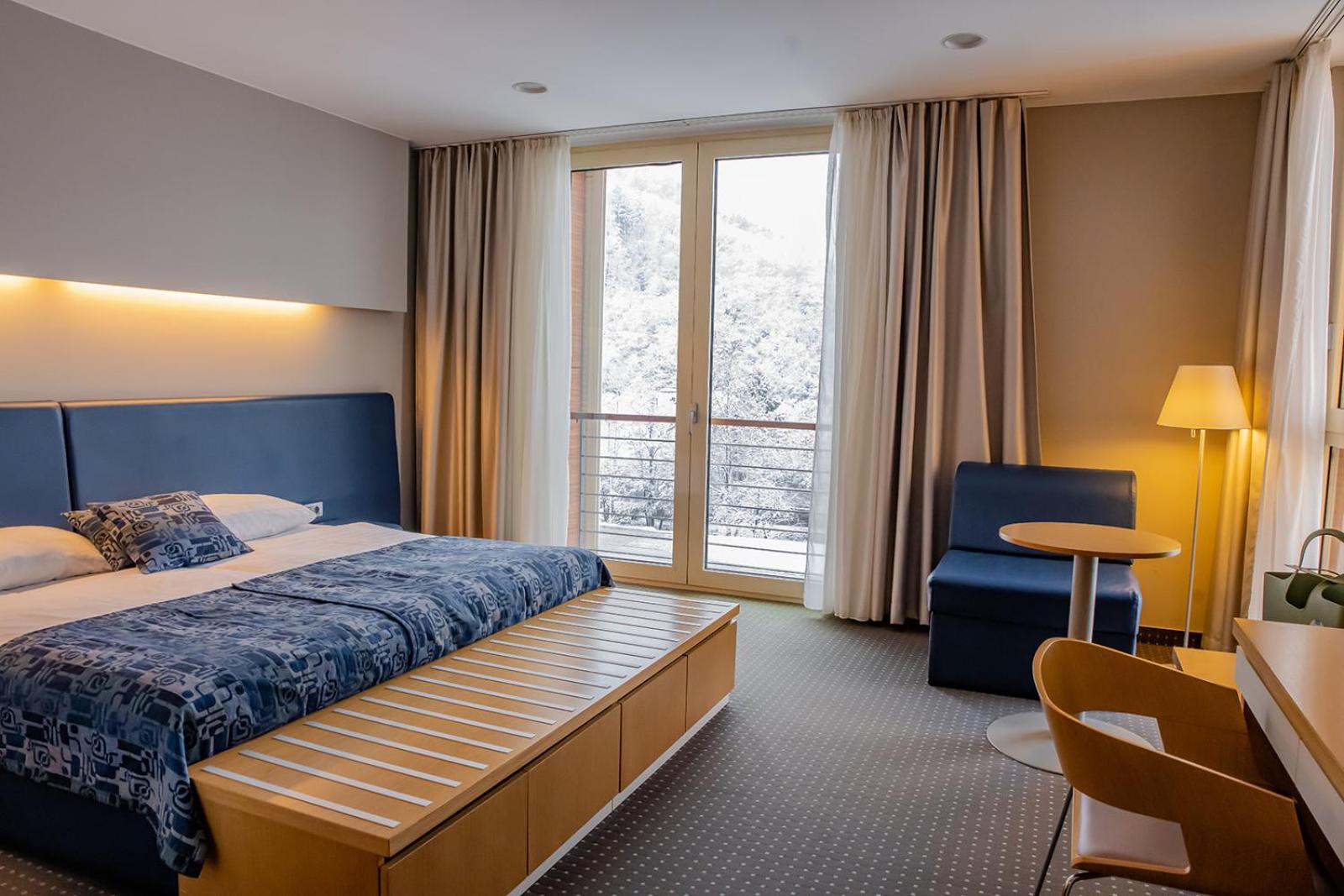 Double Room with Extra Bed - Photo 4