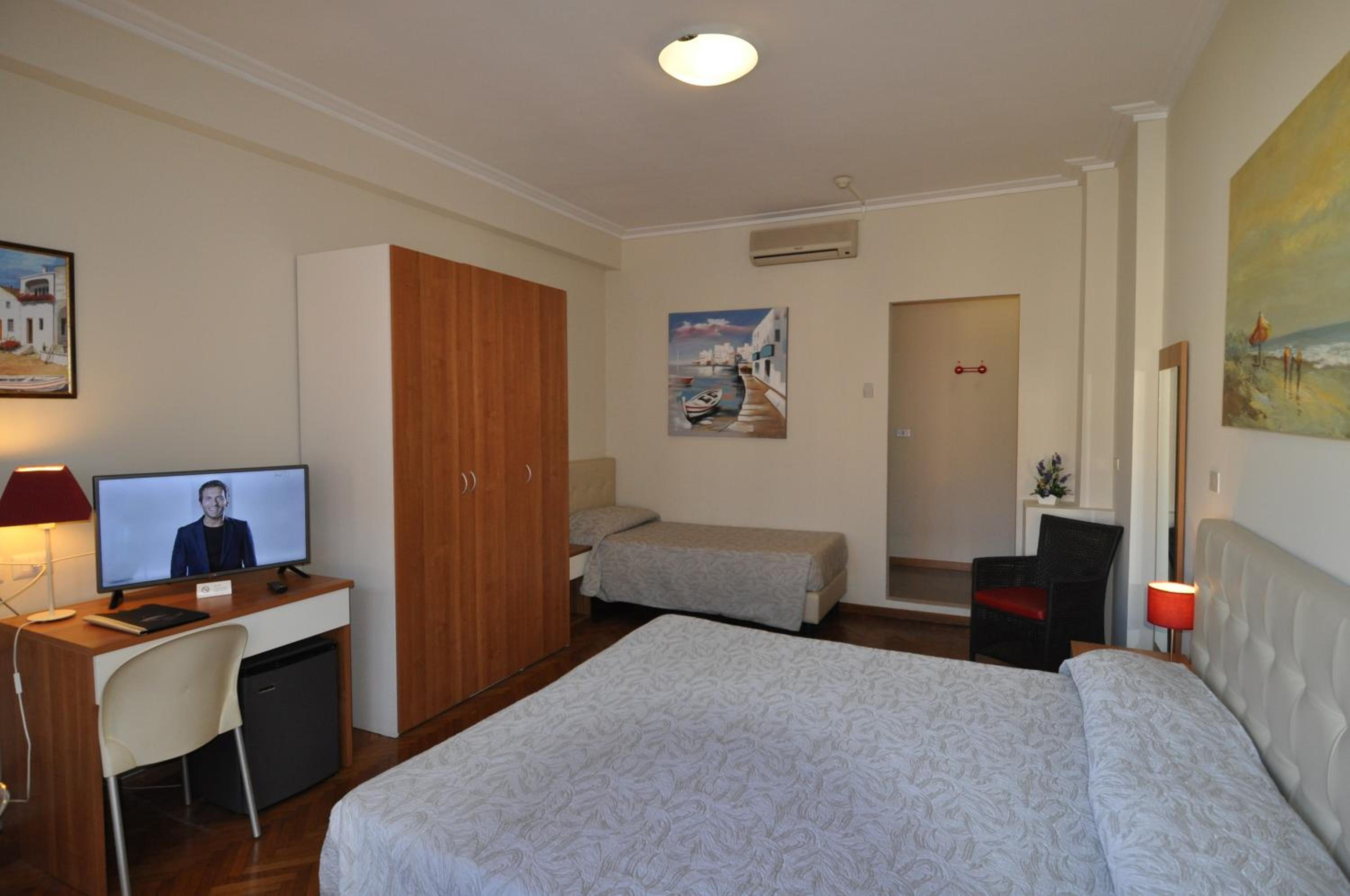 Triple Room - Photo 5