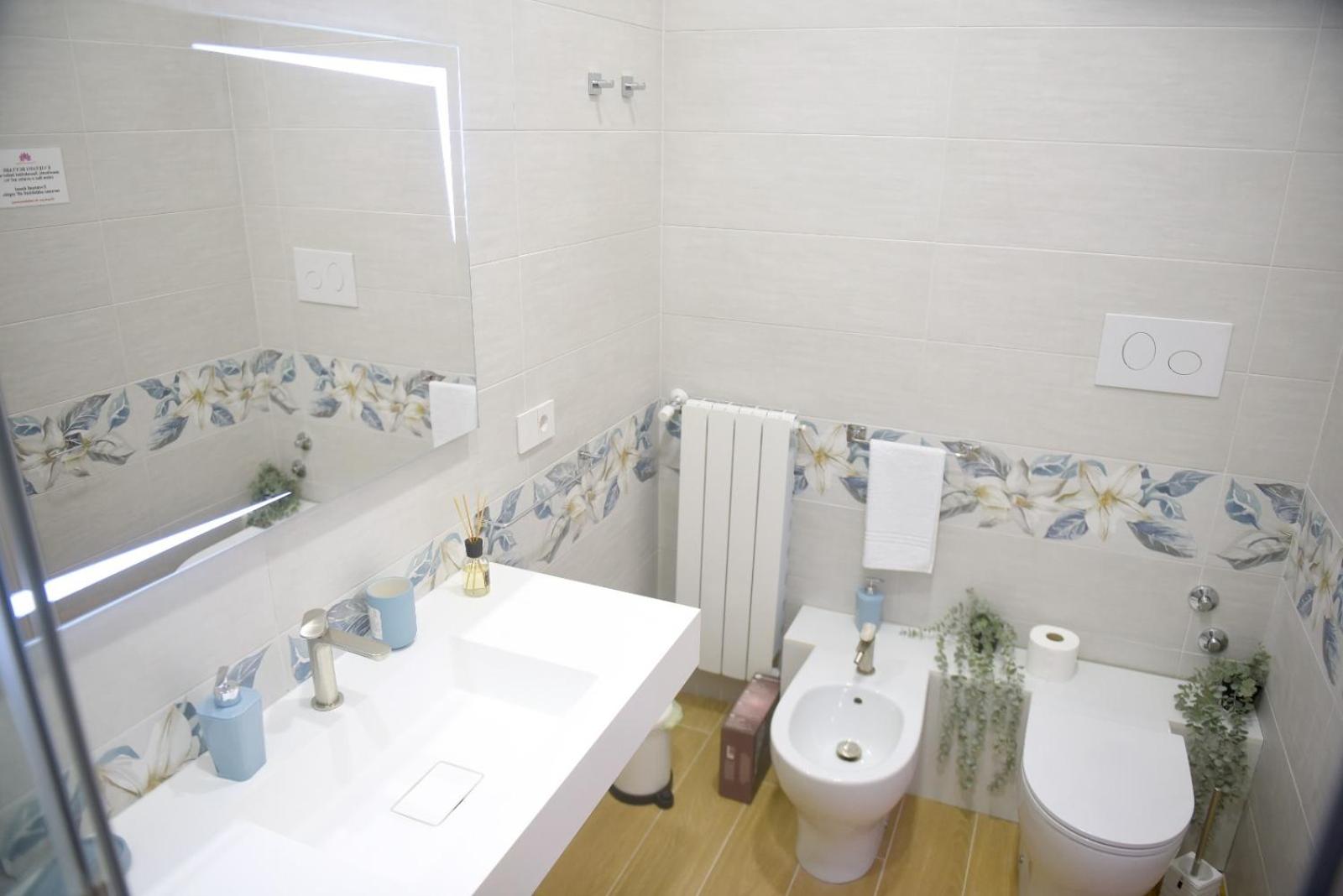 Quadruple Room with Balcony photo 2