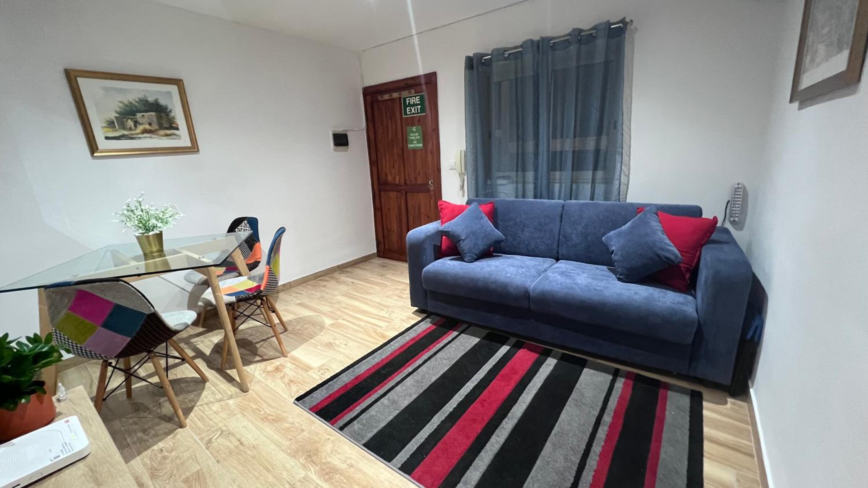 One-Bedroom Apartment