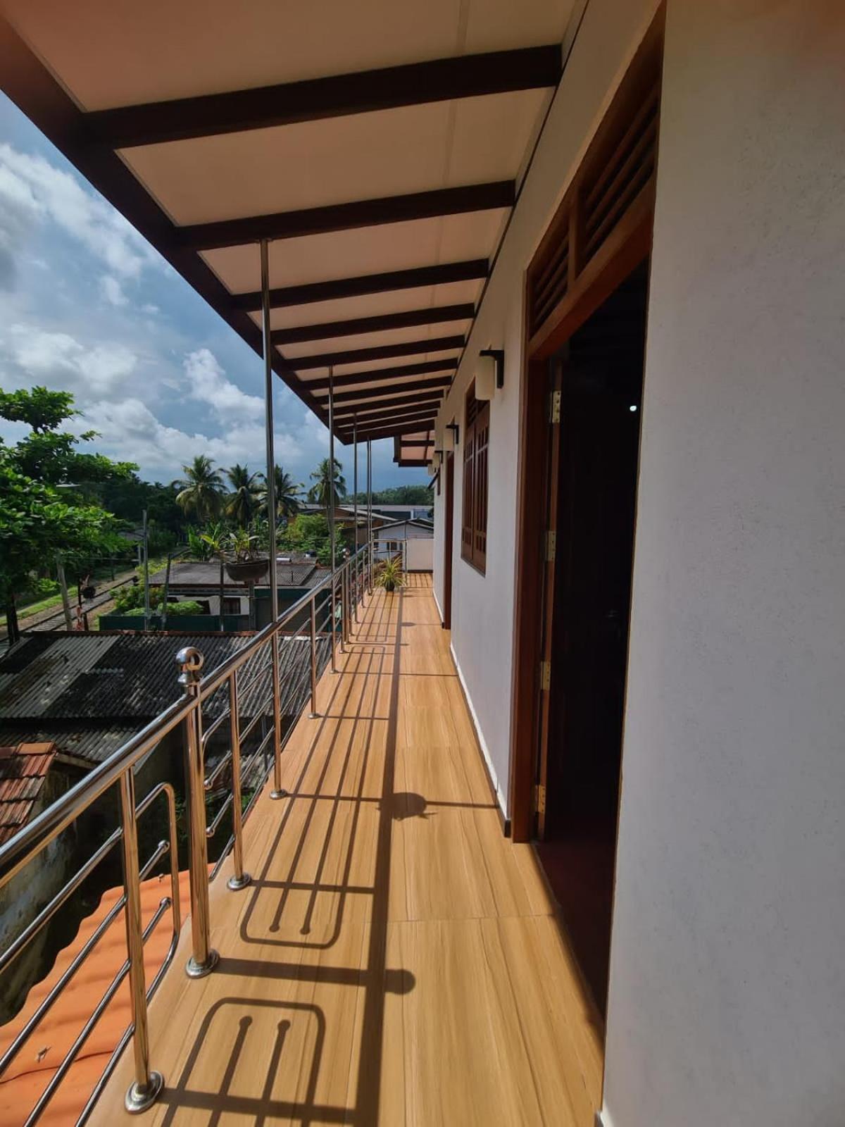 Deluxe Double Room with Balcony photo 2