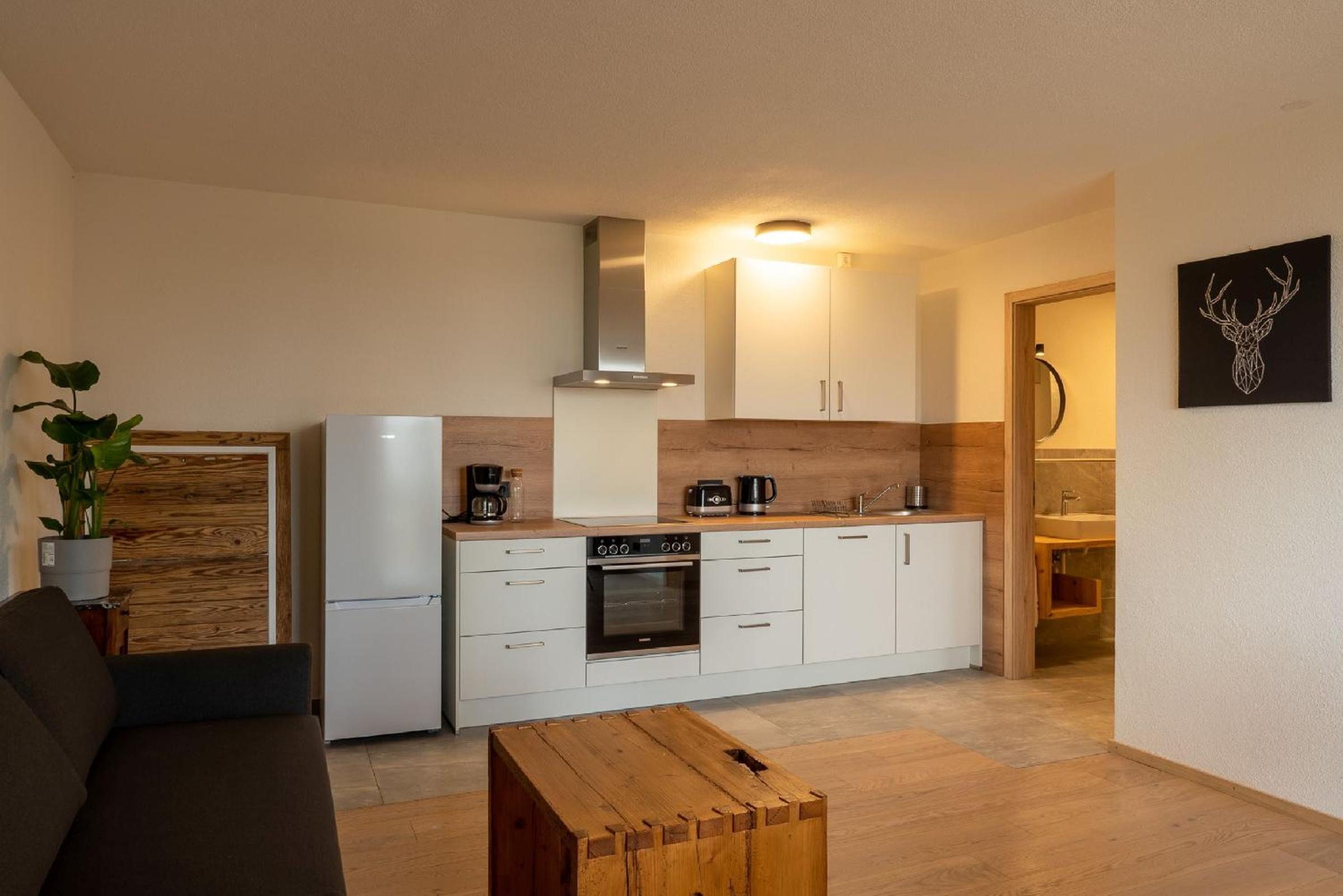 Deluxe Apartment photo 2