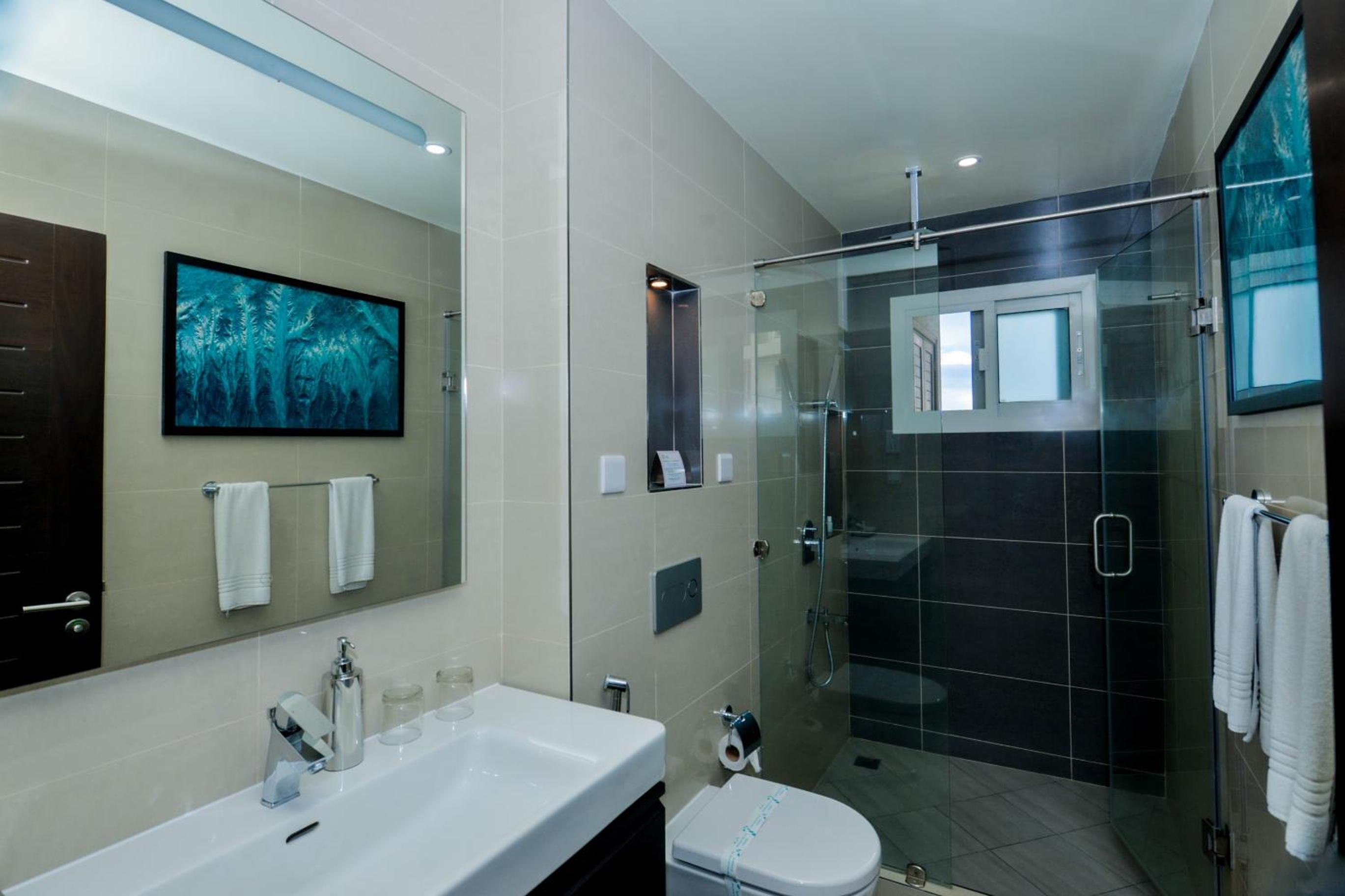 Two-Bedroom Apartment - Photo 4