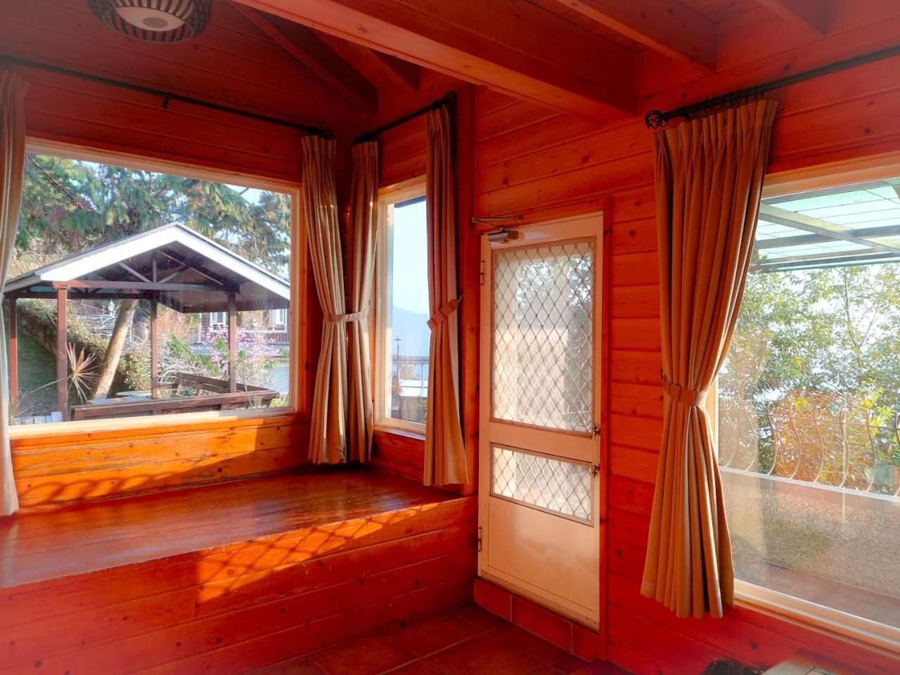 Japanese Style Quadruple Room photo 2