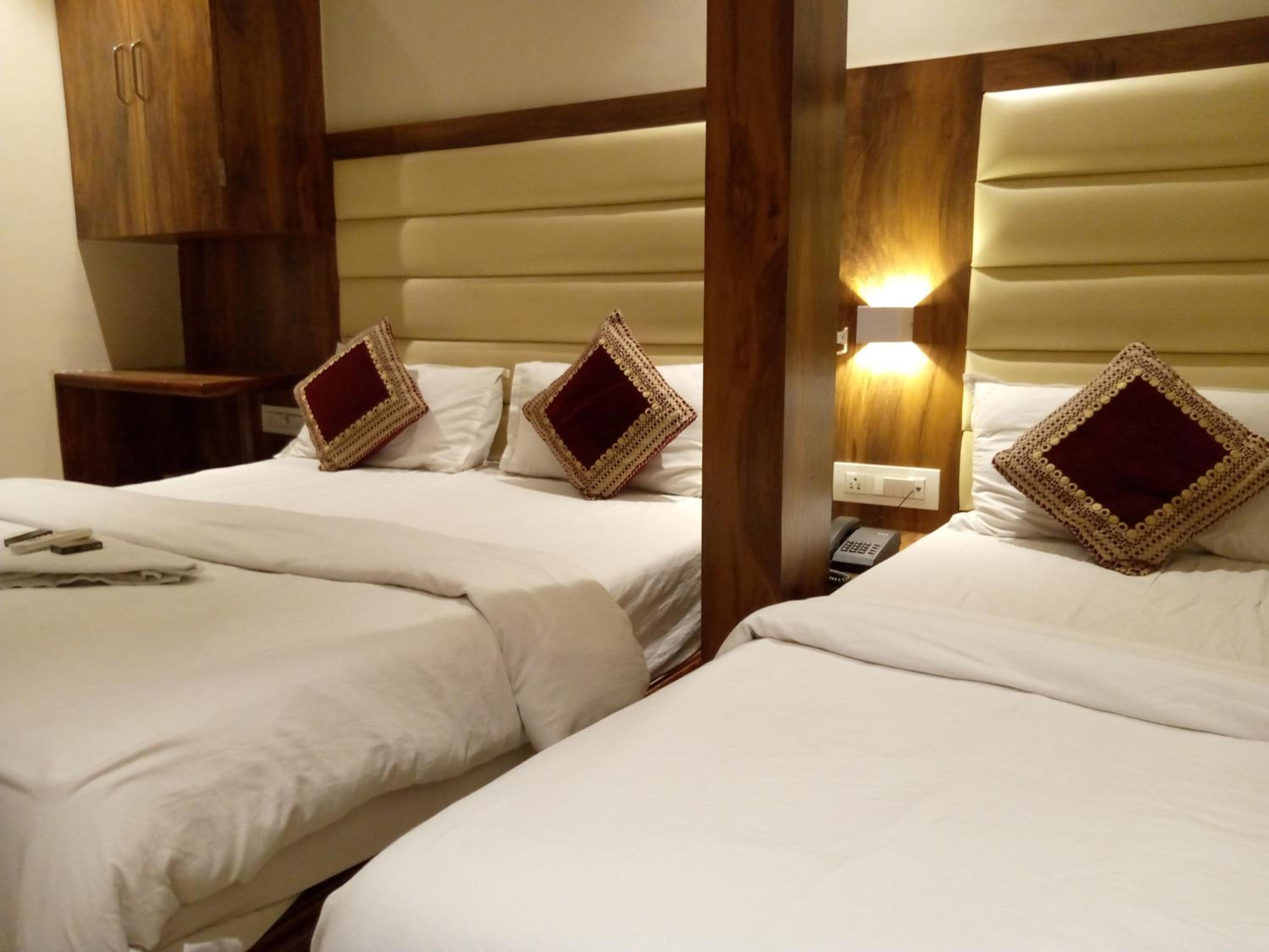 Classic Triple Room - Photo 1