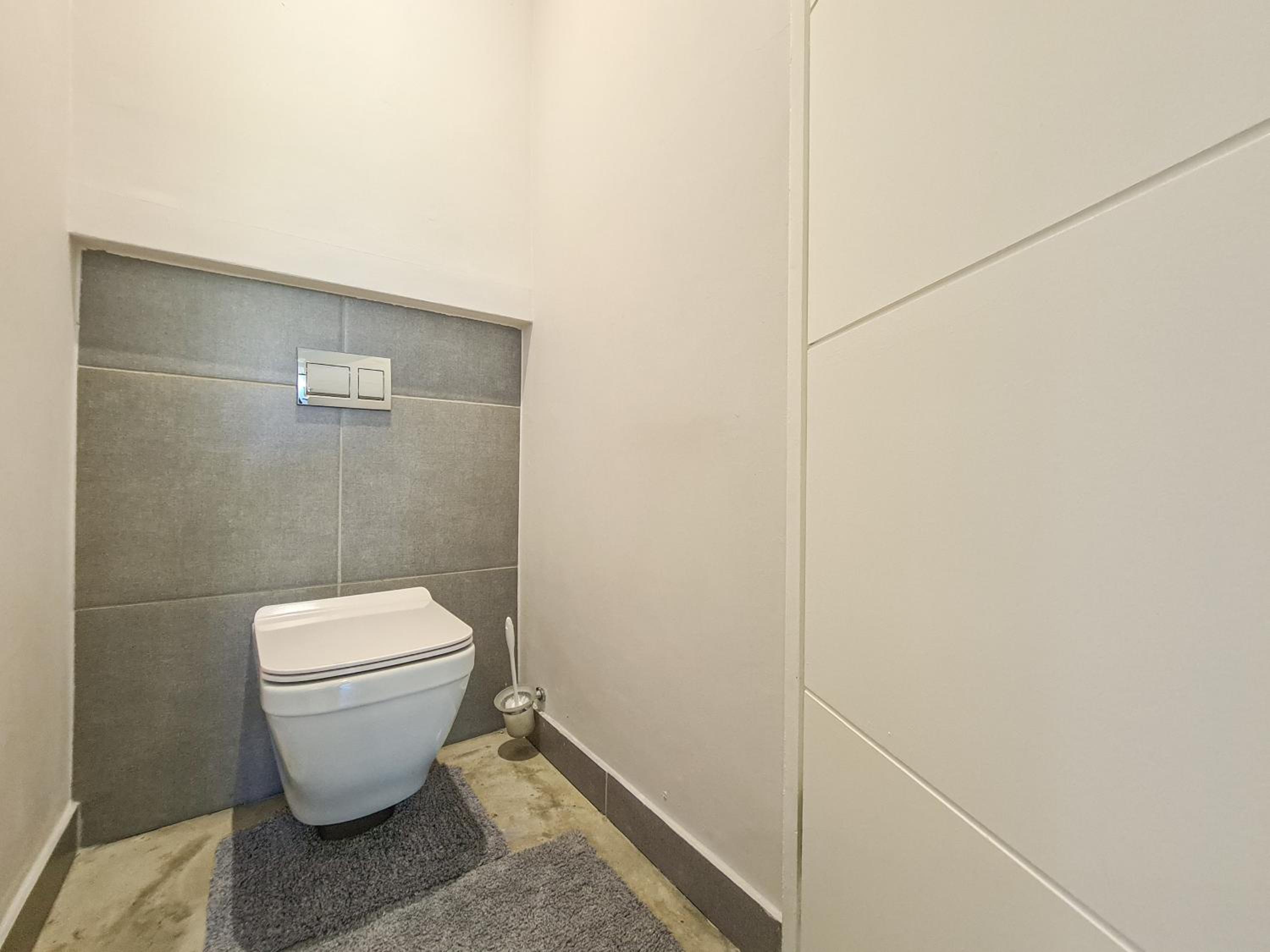 Apartment - Photo 12