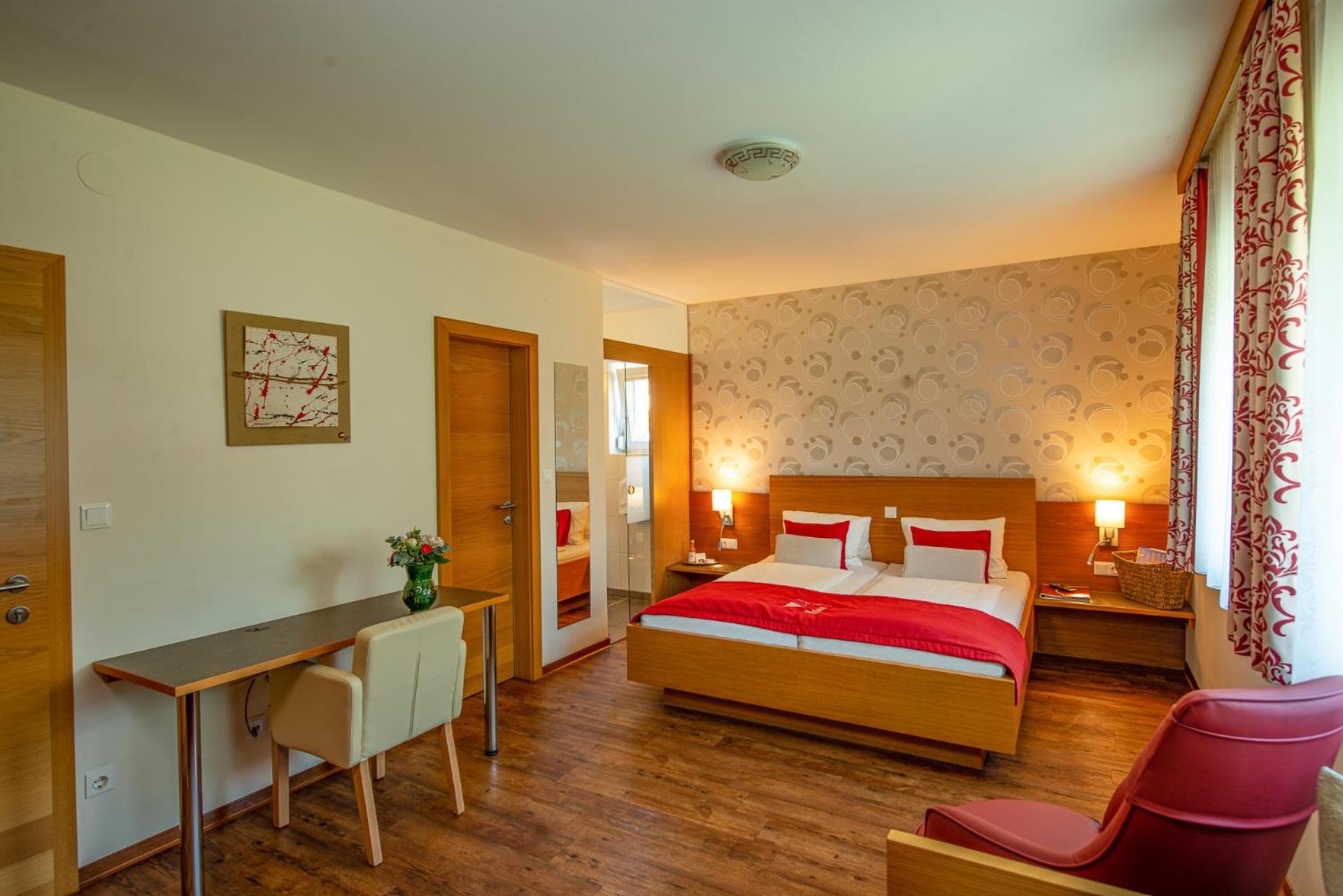 Superior Double Room - Photo 2